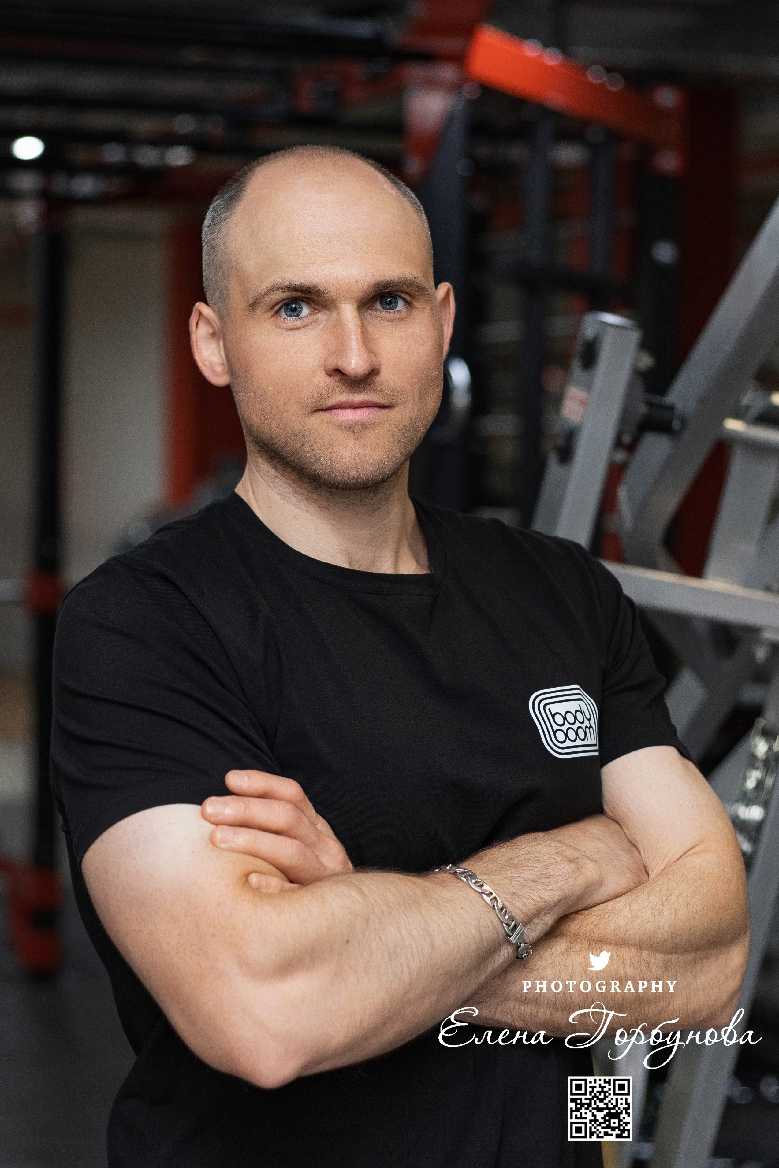 Портреты сотрудников в bodyboom. Сентябрь 2024. Фотограф Пермь. Свадьбы. Семья и дети, школа, д. сад. Фотокниги