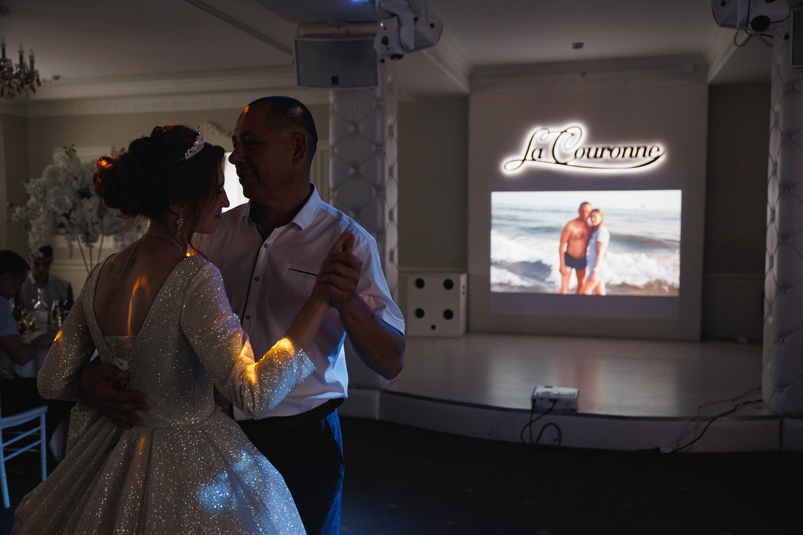 Чика-чика-чика-чика, ты-спелая клубника!. Галерея