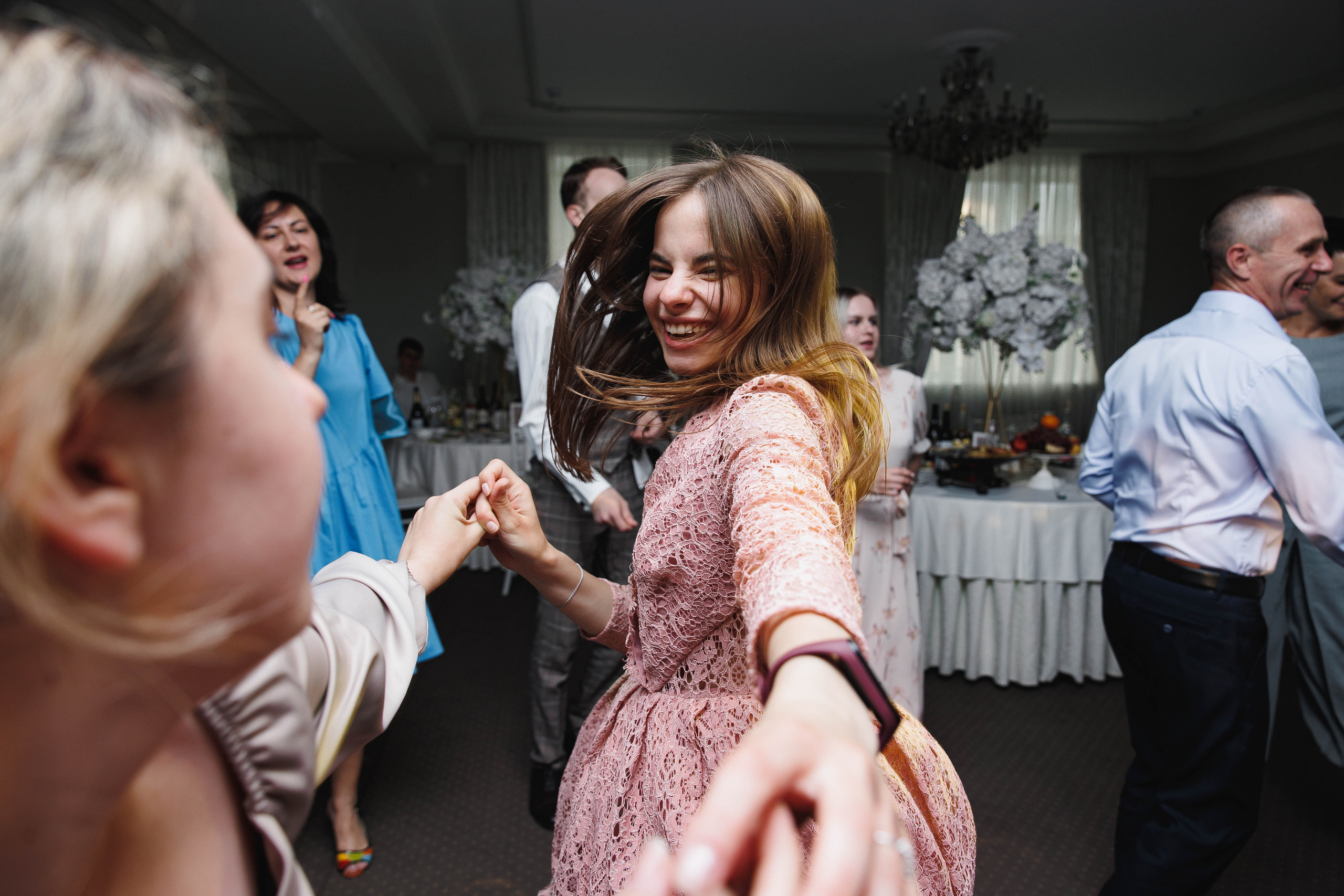 Чика-чика-чика-чика, ты-спелая клубника!. Галерея