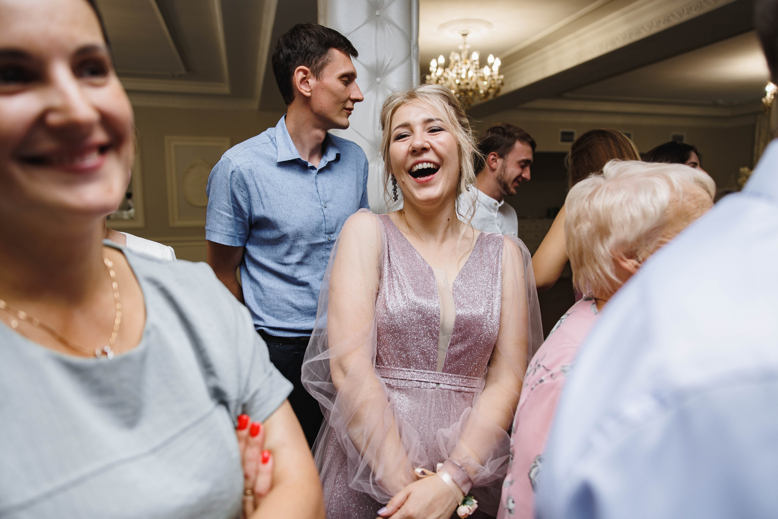 Чика-чика-чика-чика, ты-спелая клубника!. Галерея