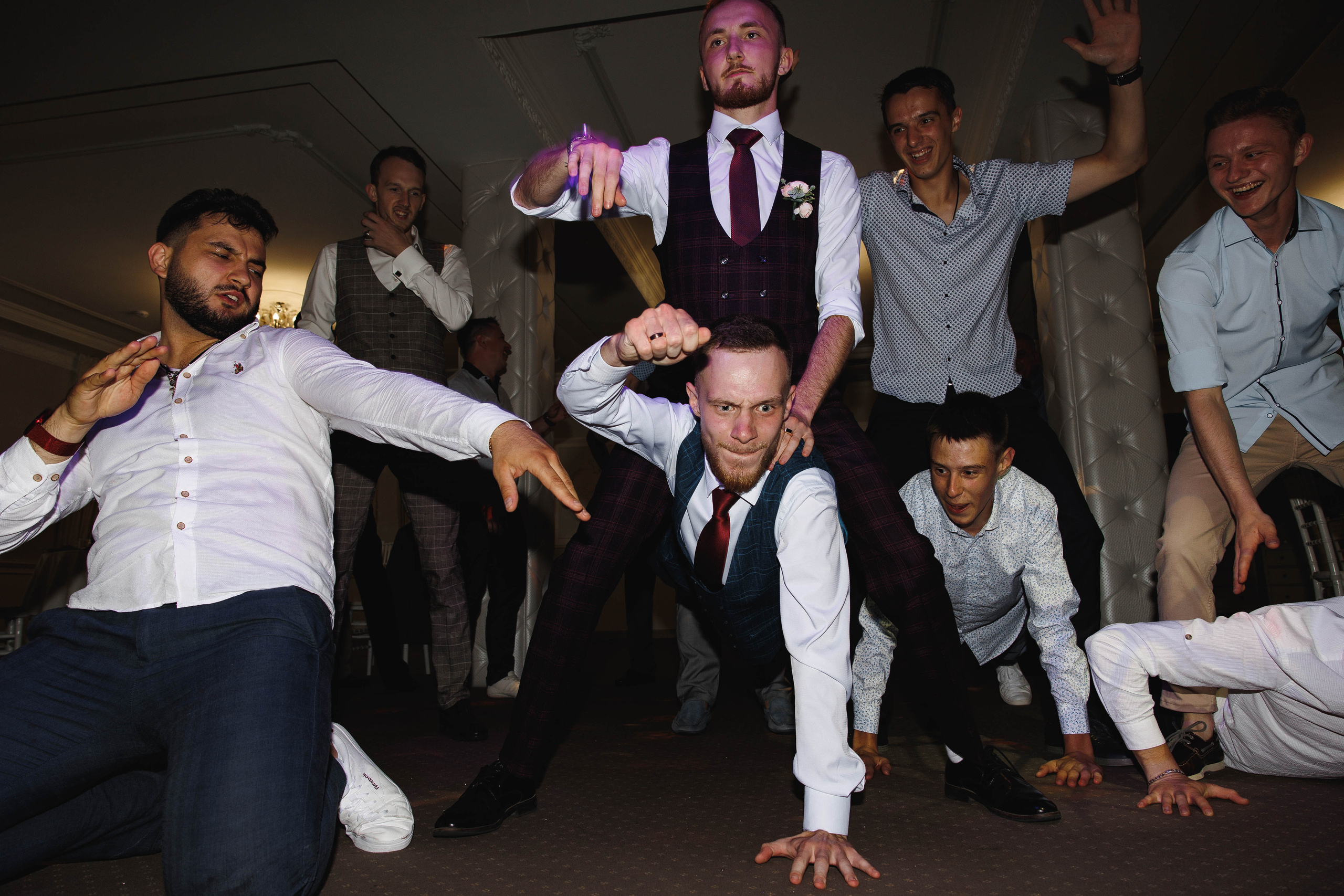 Чика-чика-чика-чика, ты-спелая клубника!. Галерея