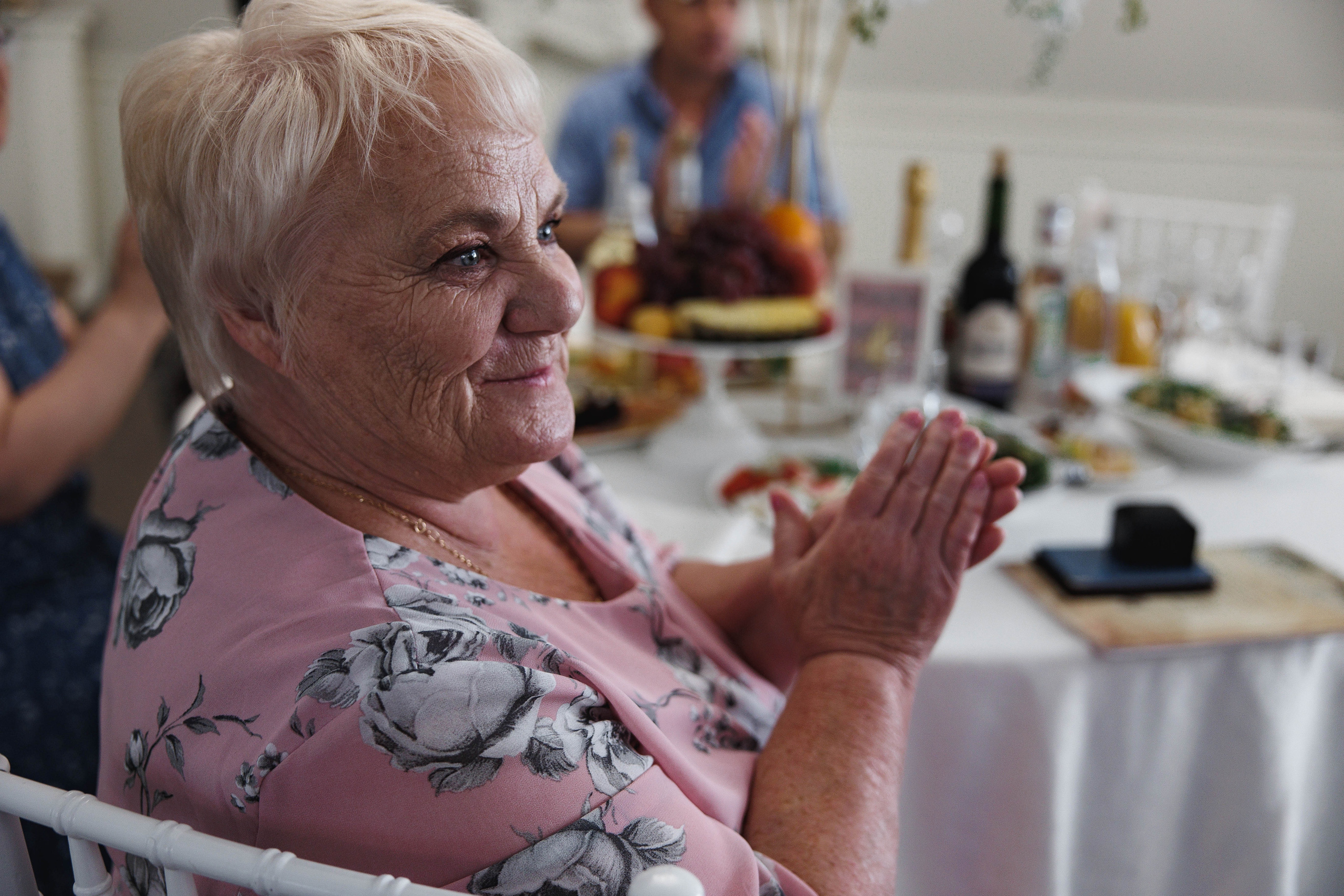 Чика-чика-чика-чика, ты-спелая клубника!. Галерея