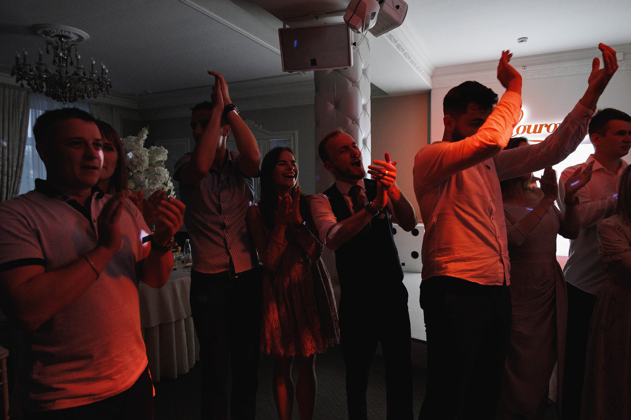 Чика-чика-чика-чика, ты-спелая клубника!. Галерея