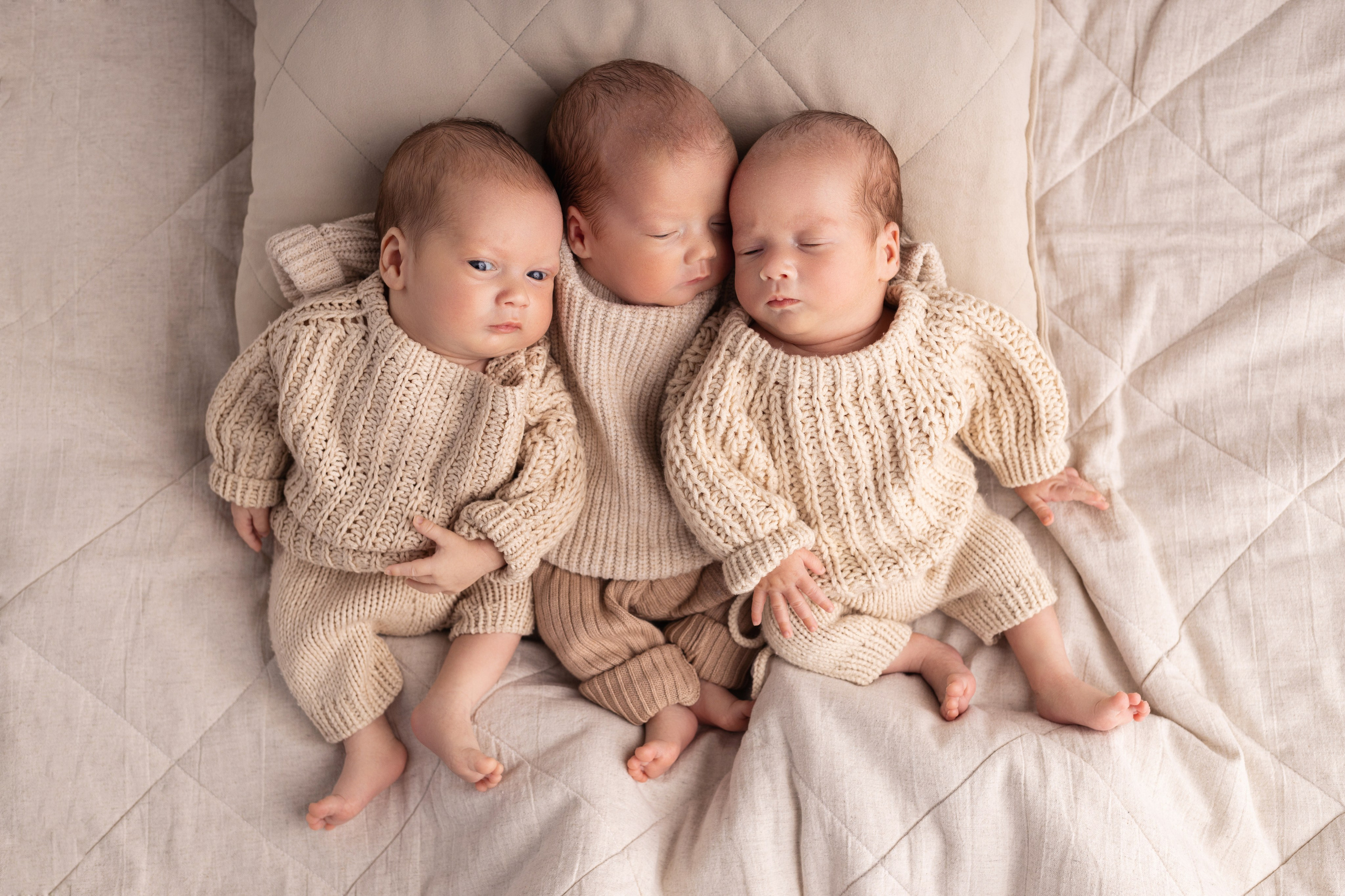 Newborn съемка в стиле Лайф. Фотограф новорожденных малышей в Омске и Омской области Эльвира Камаева