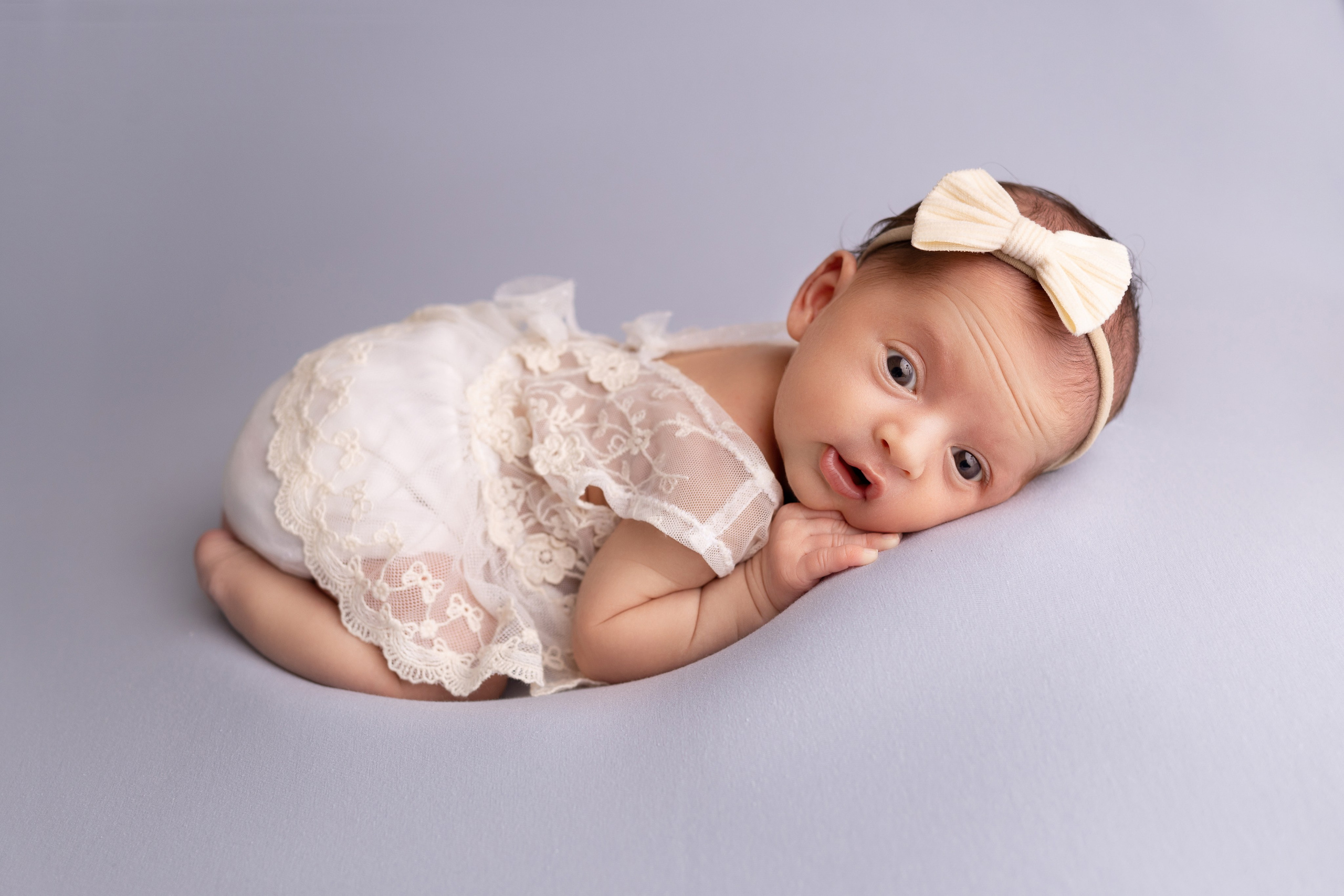Классическая фотосессия малыша. Фотограф новорожденных малышей в Омске и Омской области Эльвира Камаева