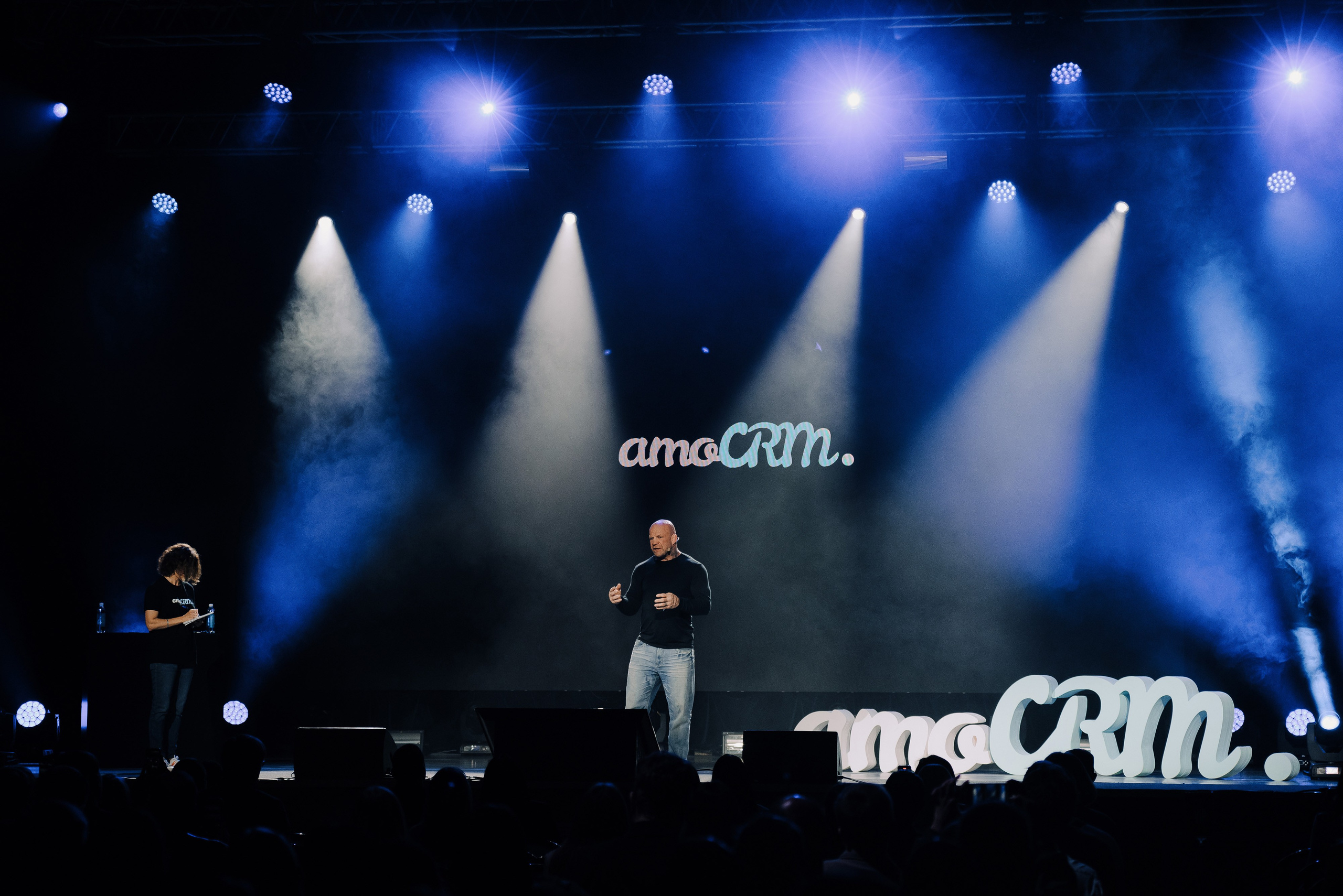 КОНФЕРЕНЦИЯ AMO CRM SIPUNI. Репортажный фотограф Зуев Роман г. Челябинск