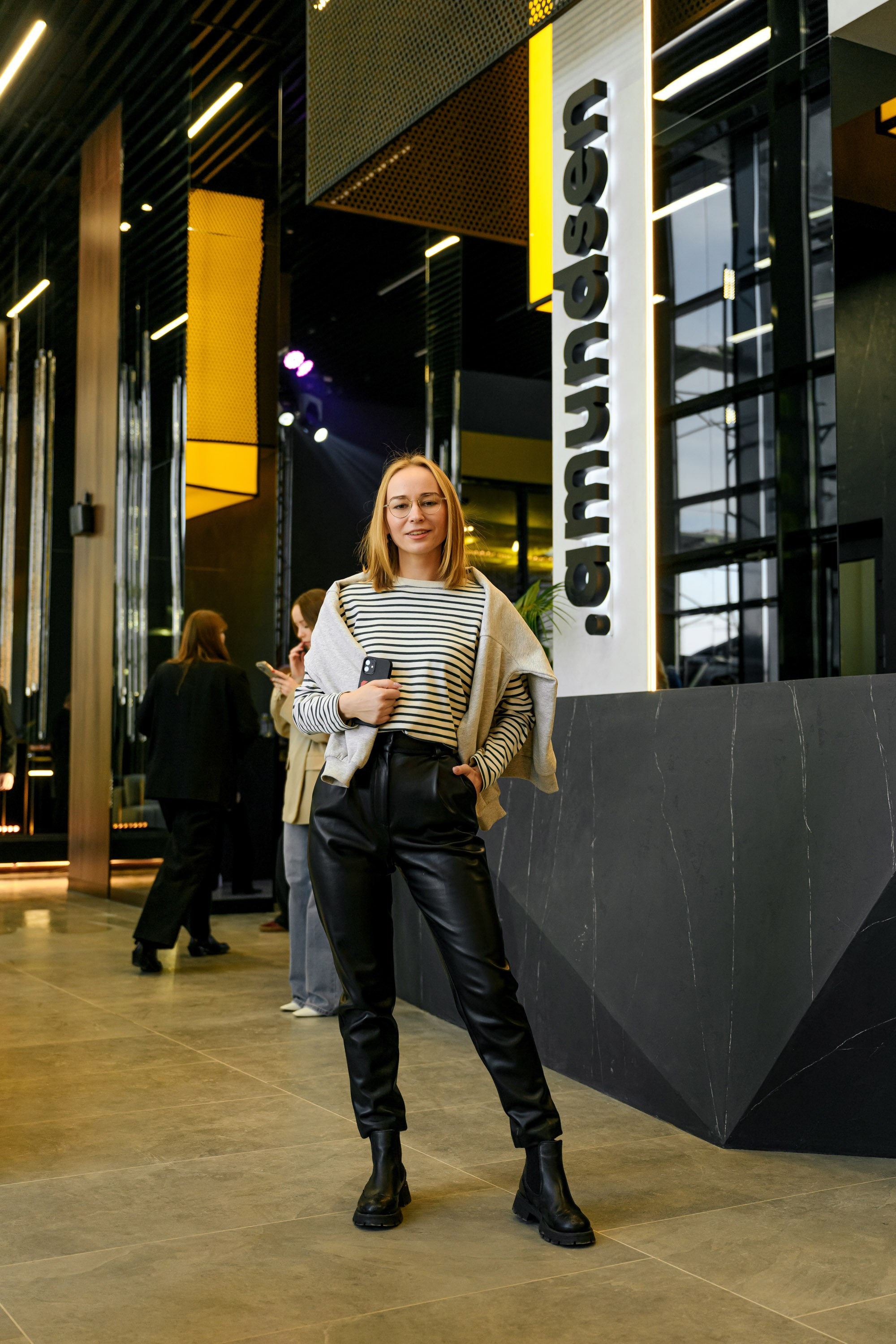 Amundsen. Максим Комаров — Профессиональный фотограф