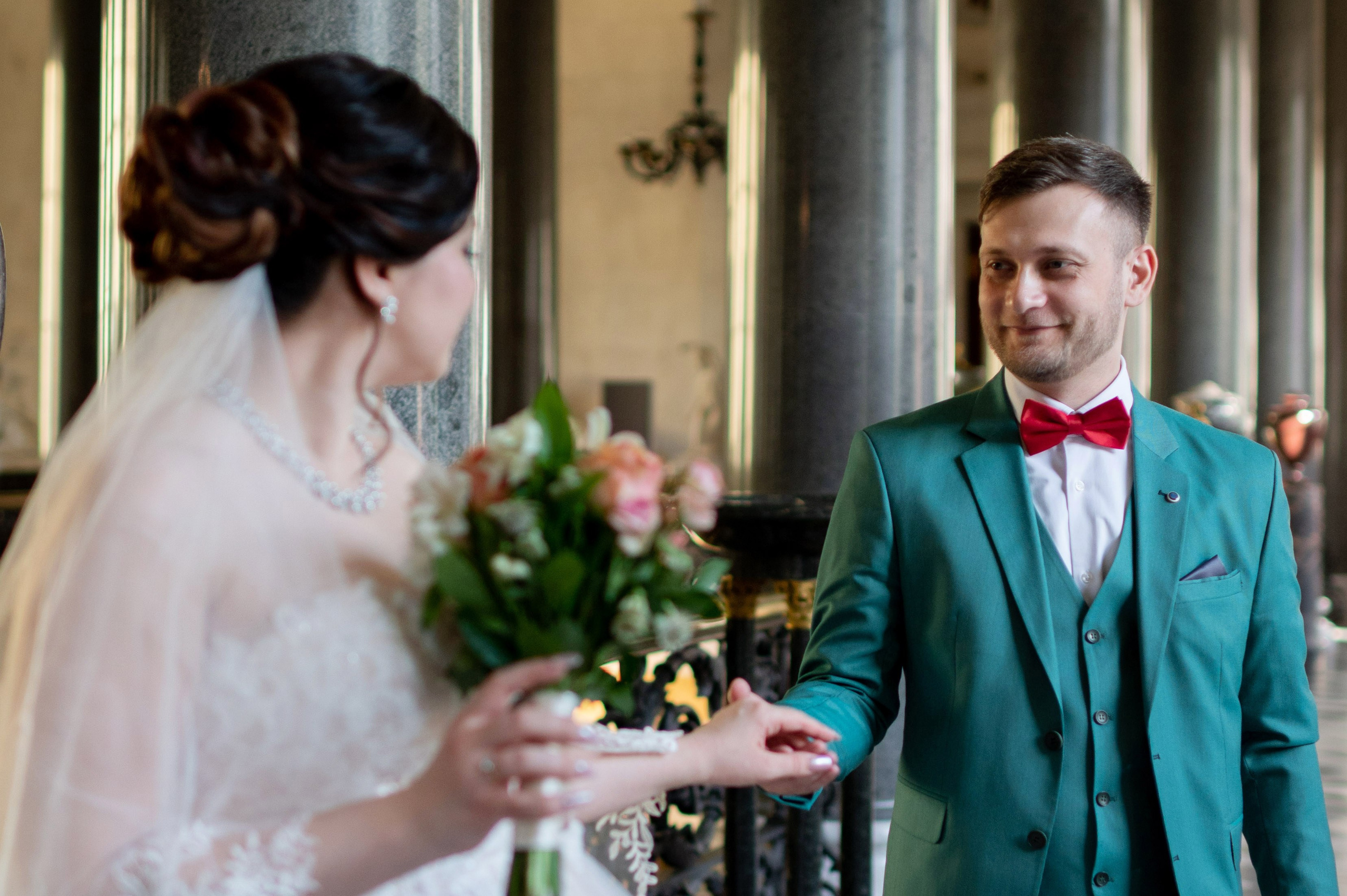 Самая красивая свадебная фотосессия в Эрмитаже. Лучшие свадебные фотографии в Эрмитажа. Портретный, семейный и свадебный фотограф в Санкт-Петербурге и в Пушкине Ширяев Денис