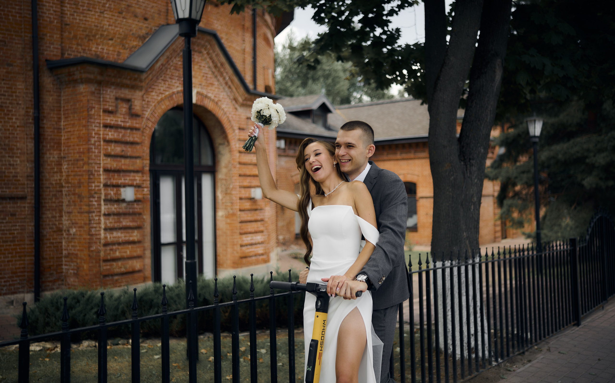 Свадебная фотосессия в Платоновском парке Тула. Свадебный фотограф в Туле Никита Беляев