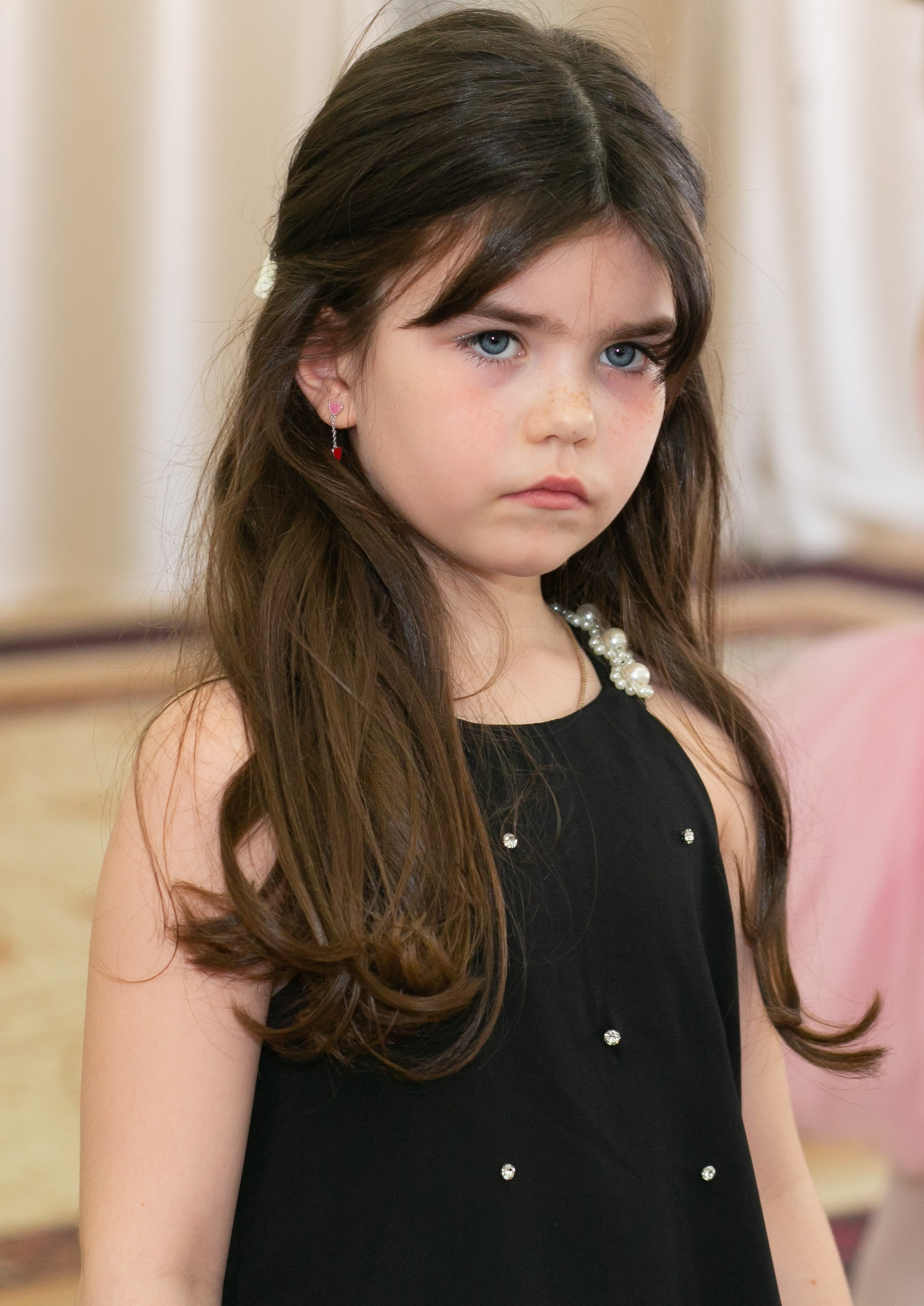 Выпускные и Утренники. Фотограф новорожденных и семейный фотограф НСО г. Бердск Марина Львова