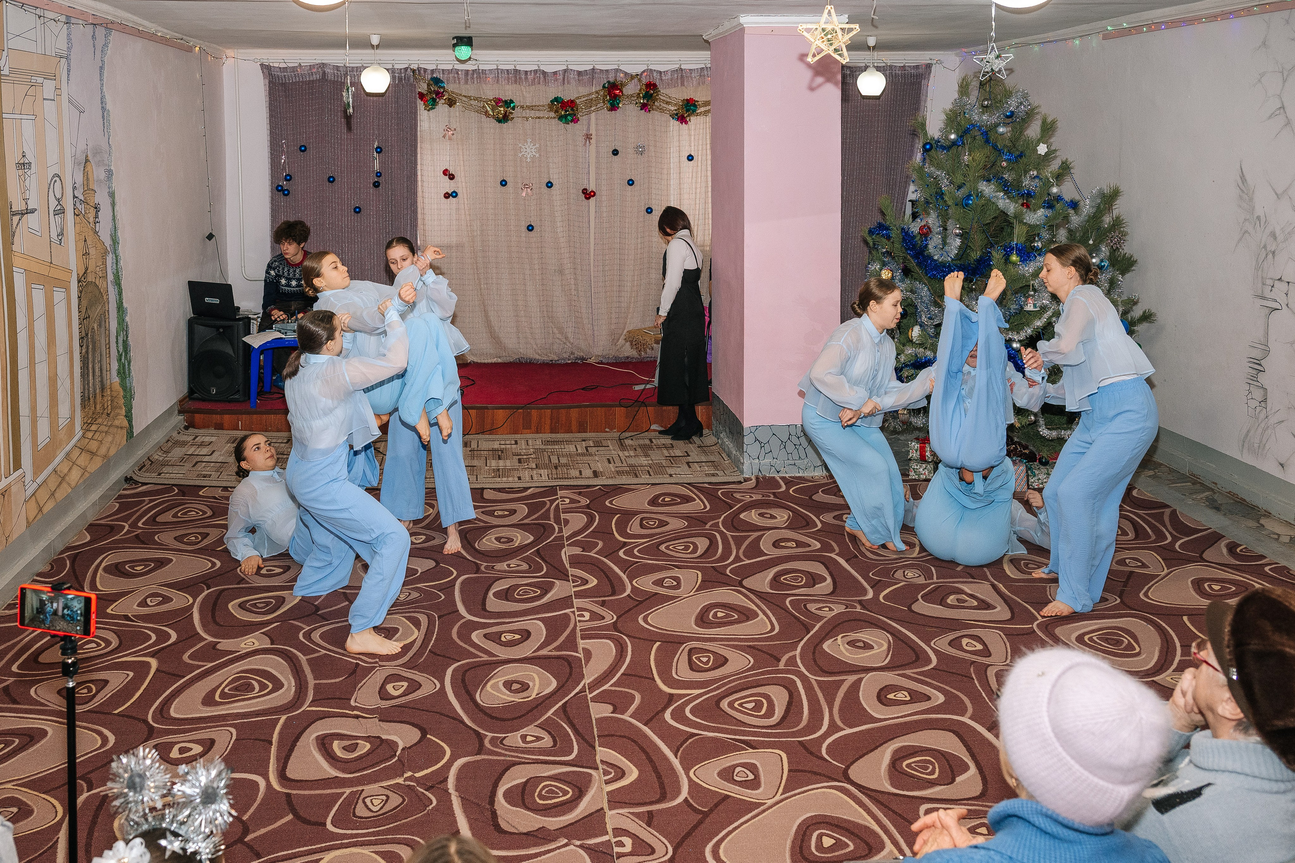 Новогодняя ёлка 2026. Семейный клуб «Открытый город»