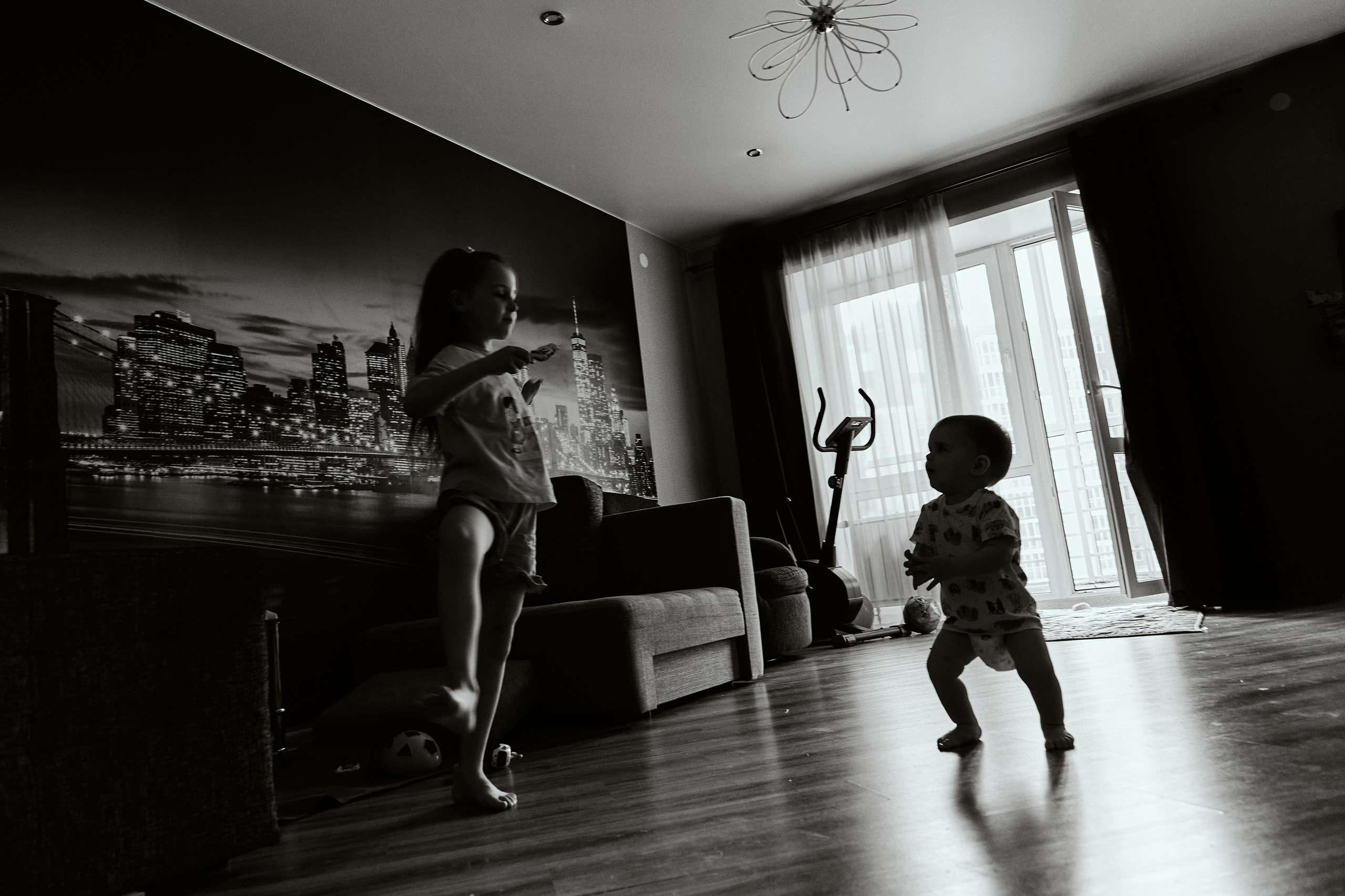 Пасхальные приготовления с детьми. Фотограф Жанна Лефлер