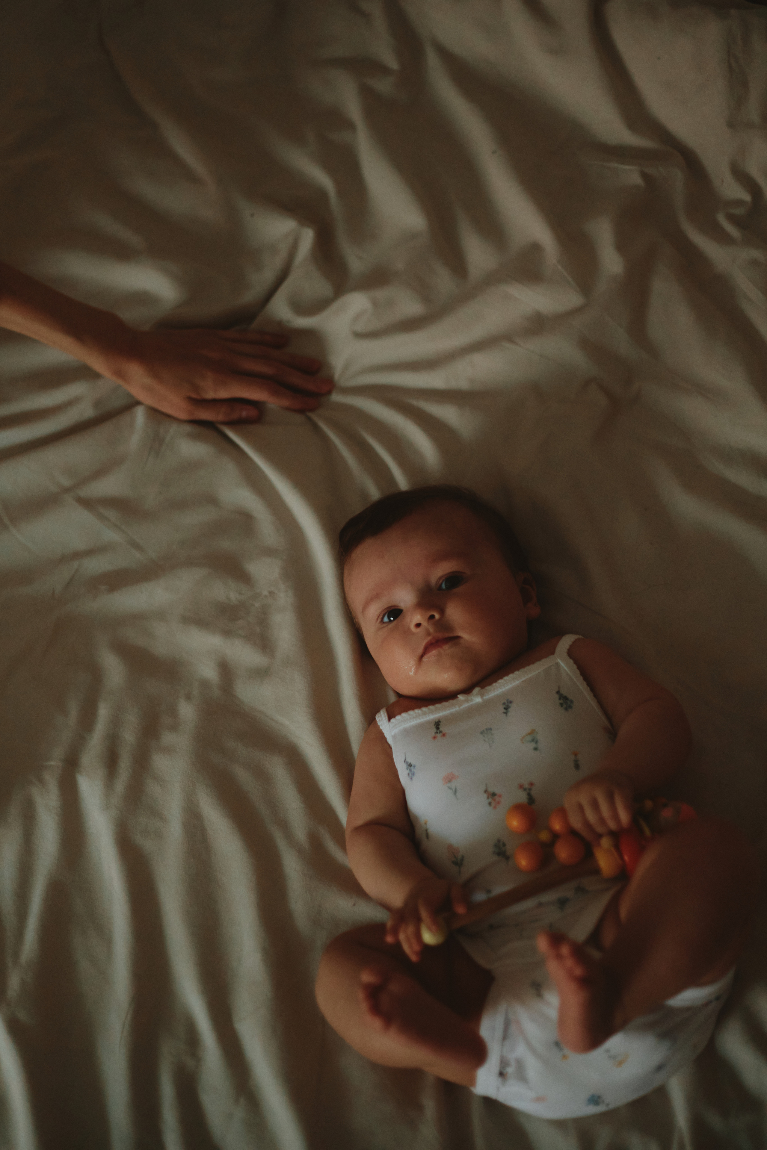 Маленькая Юнна с родителями. Фотограф Жанна Лефлер