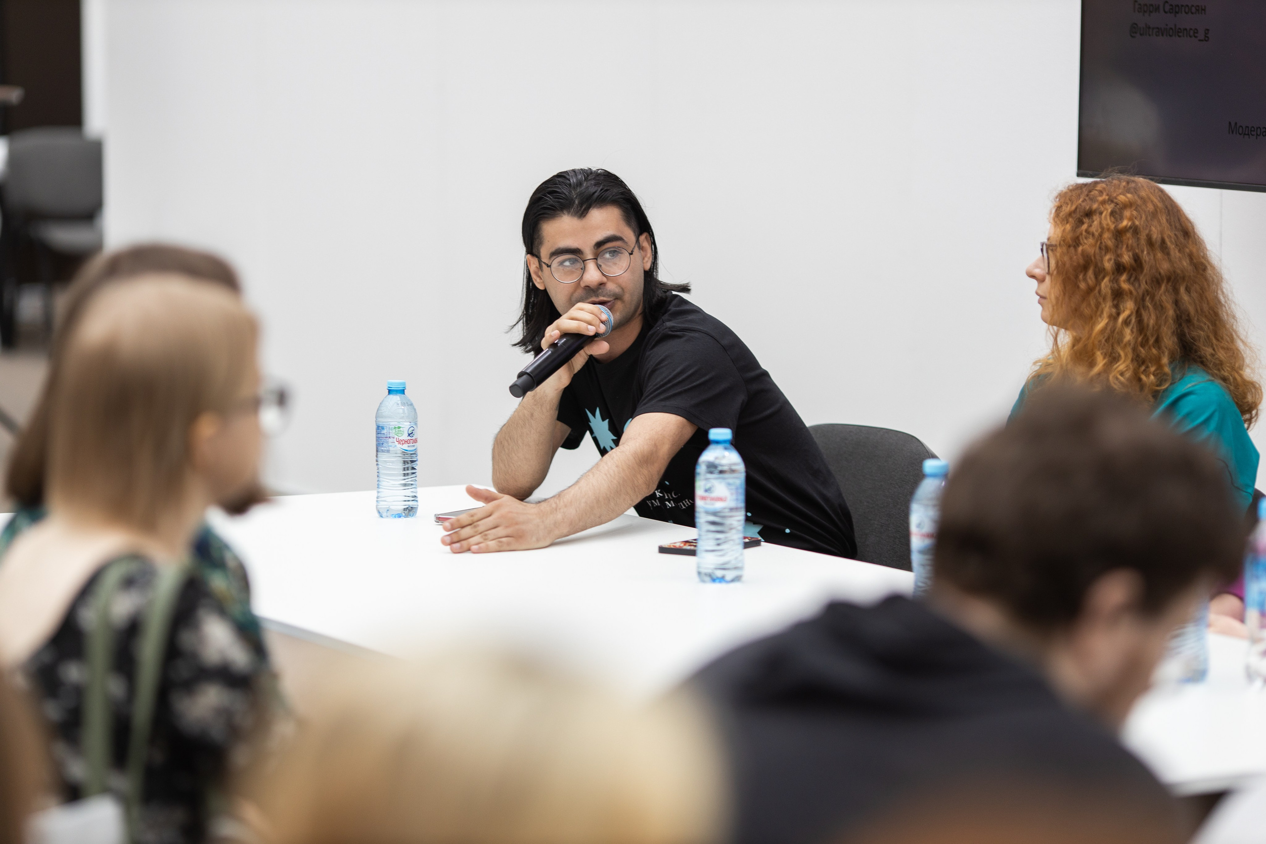 Читай город non_fiction. Фотограф в Москве Десятова Ксения