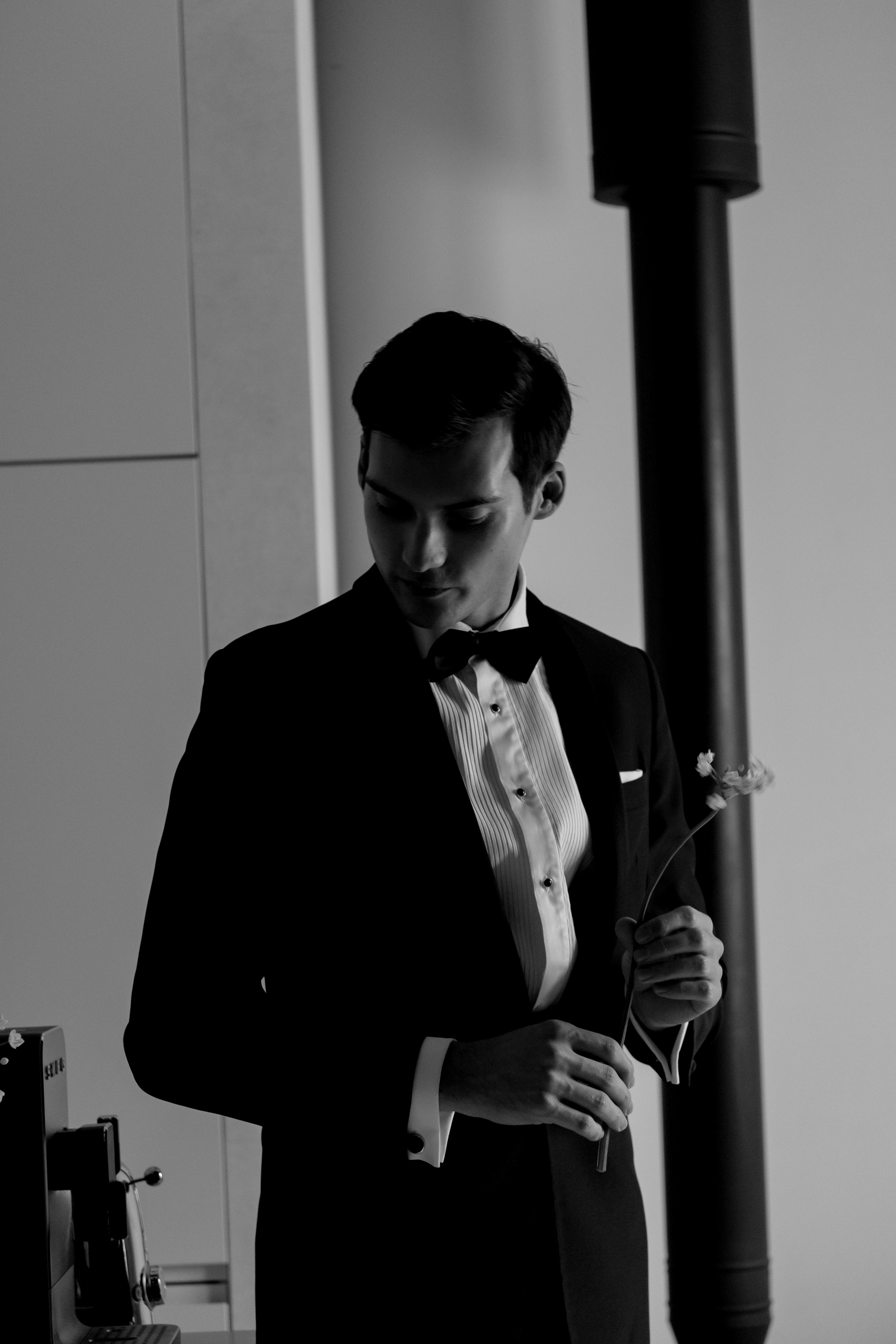 ЭЛЕГАНТНАЯ СВАДБЕНАЯ СЬЕМКА ЖЕНИХА И НЕВЕСТЫ В ДОРОГОМ ОТЕЛЕ САНКТ-ПЕТЕРБУРГА. Профессиональный фотограф, Санкт-Петербург — Виктория Богомолова