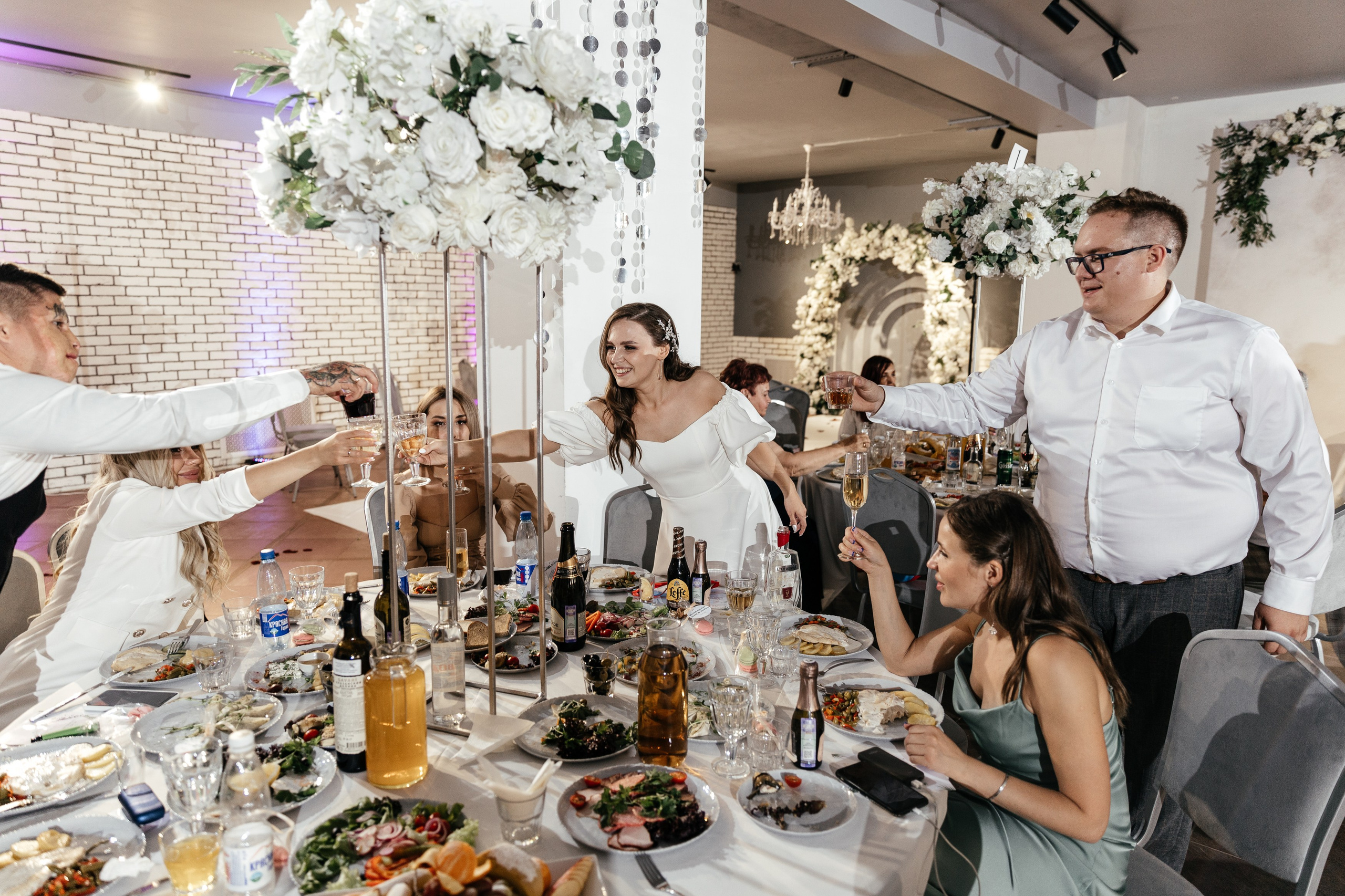 Свадебный фотограф Уфа — Руслан ГабдлисламовЖивые эмоции, красивые кадры, воспоминания на всю жизнь.Работаю по всей Республике Башкортоста. Свадебный фотограф Уфа Руслан Габдлисламов