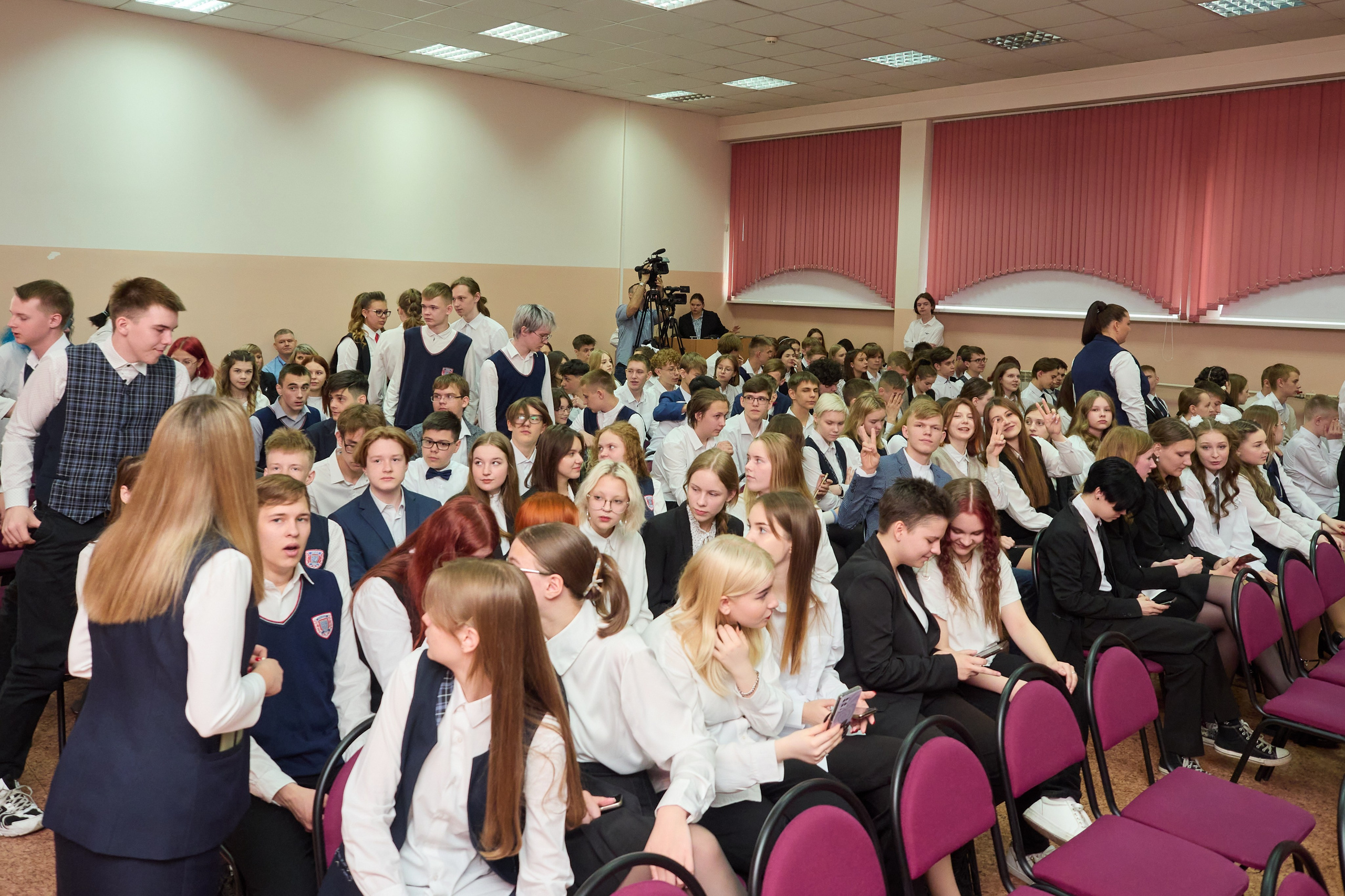 Репортажный Фотограф Кемерово. Подрябинкин Данила, портретный и репортажный фотограф в Кемерово