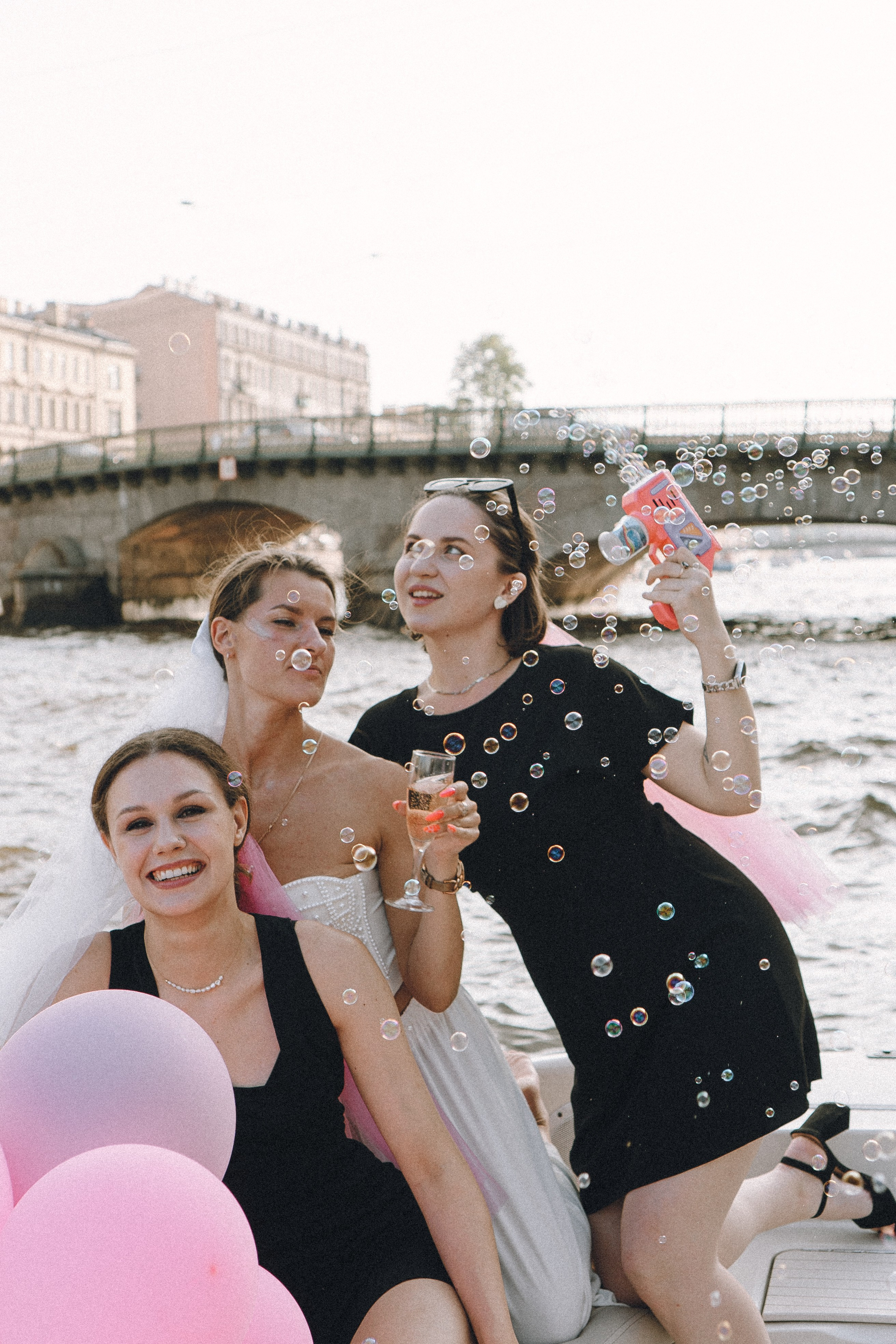 ДЕВИЧНИК НА КАТЕРЕ. Профессиональный фотограф, Санкт-Петербург — Виктория Богомолова