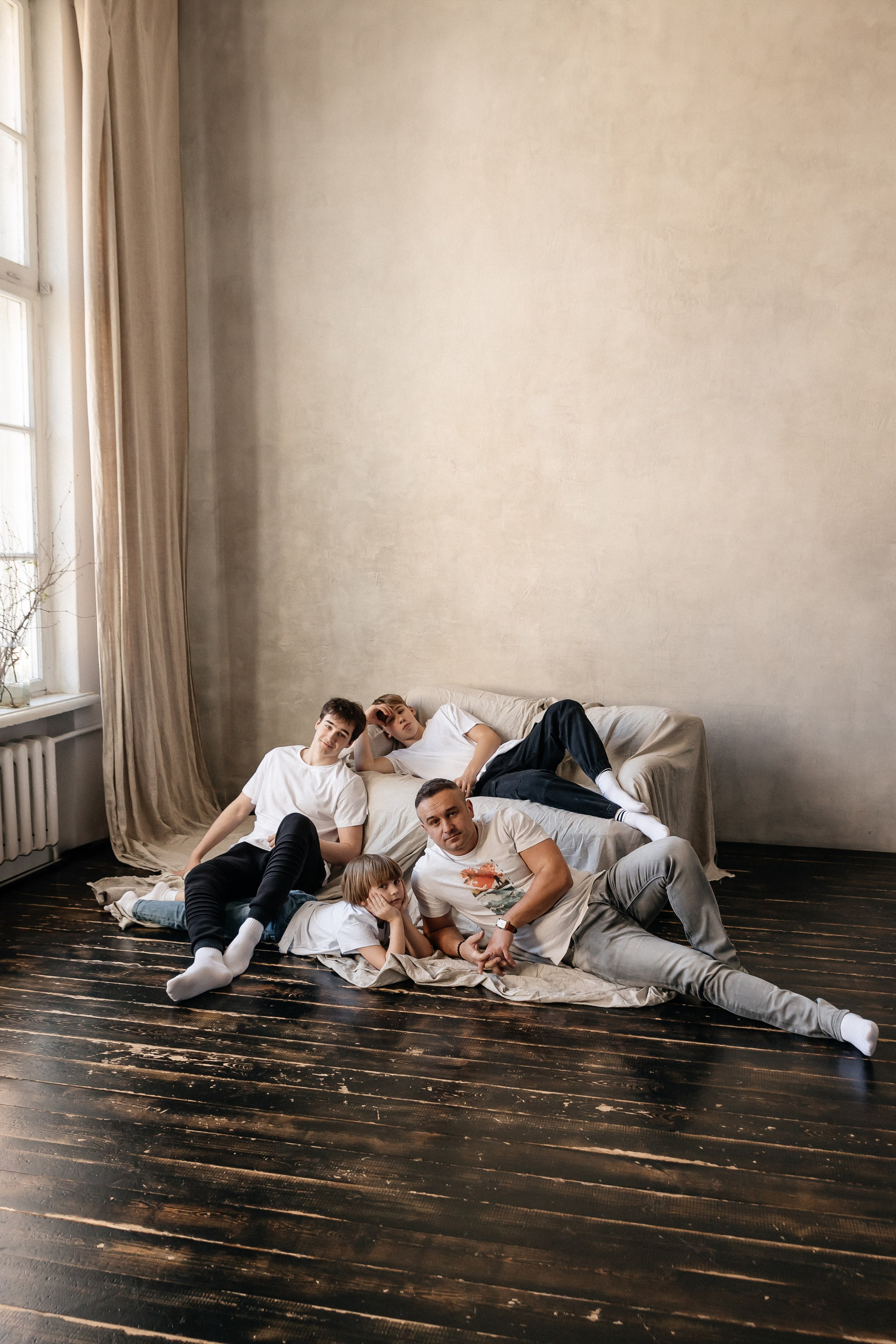 Юлиана, Андрей, Саша, Максим и Миша. Семейный фотограф Минск Усова Ольга