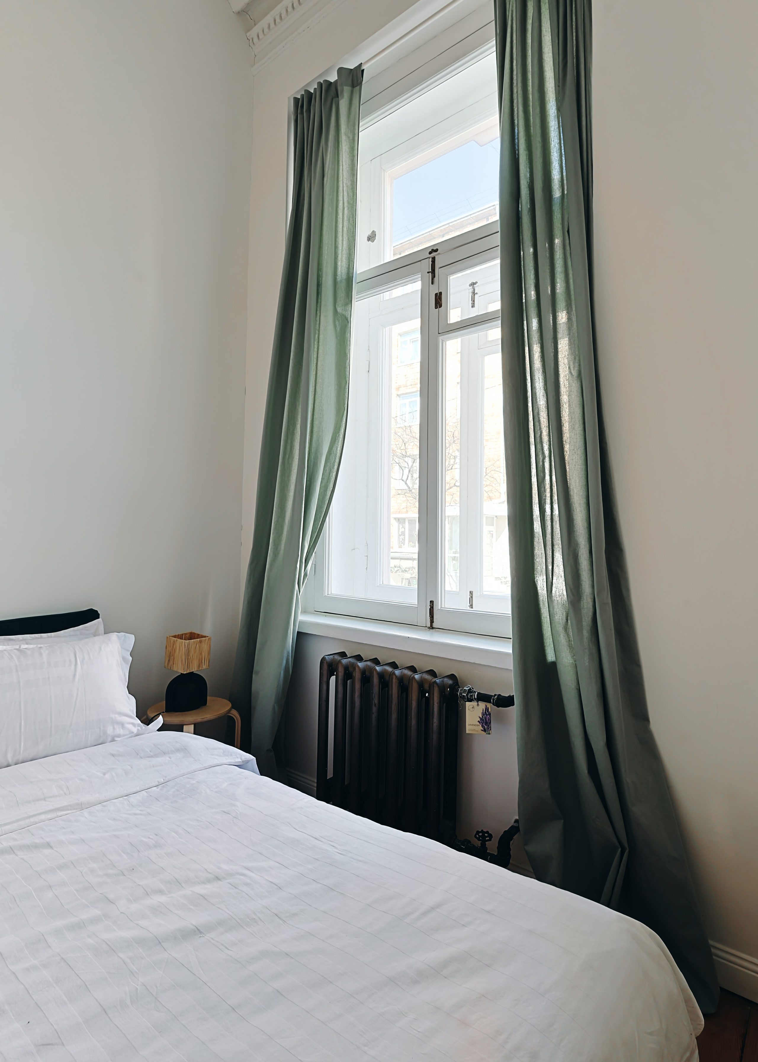 Интерьерная съемка отеля. Фэшн-фотография и портреты в Владивостоке. Превращаю съёмку в повествование — создаю образы с сюжетом, которые остаются в памяти