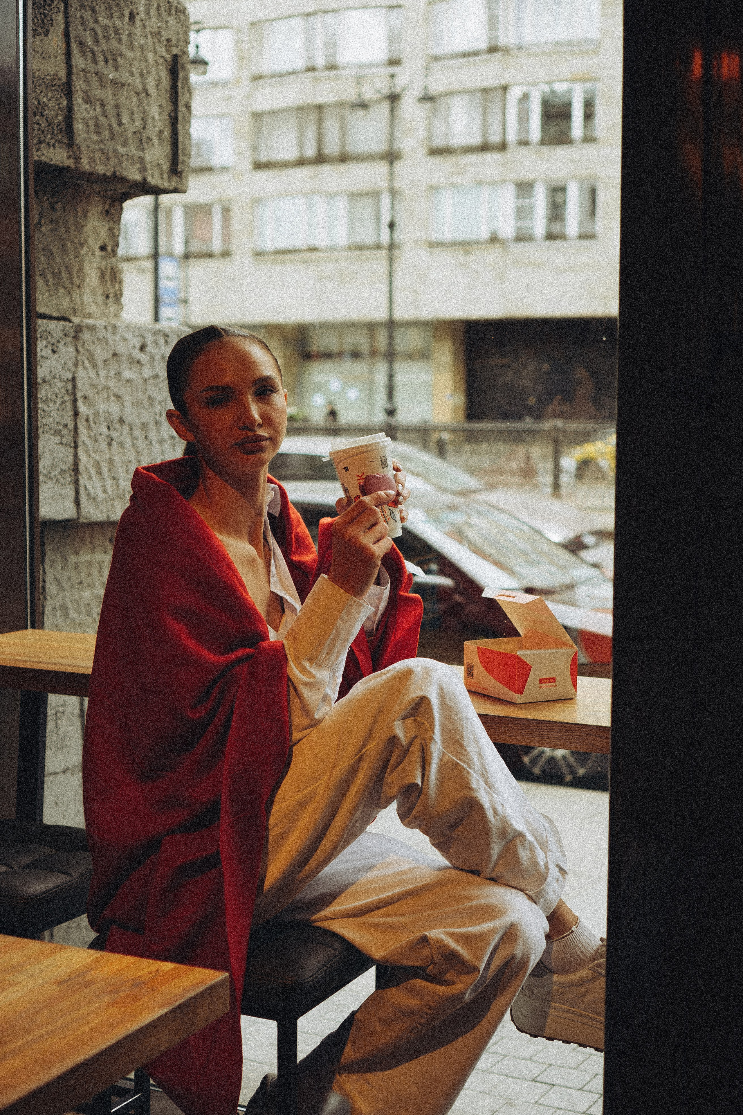 МЫ ГУЛЯЛИ ПРО КРЫШАМ ПИТЕРА. Профессиональный фотограф, Санкт-Петербург — Виктория Богомолова