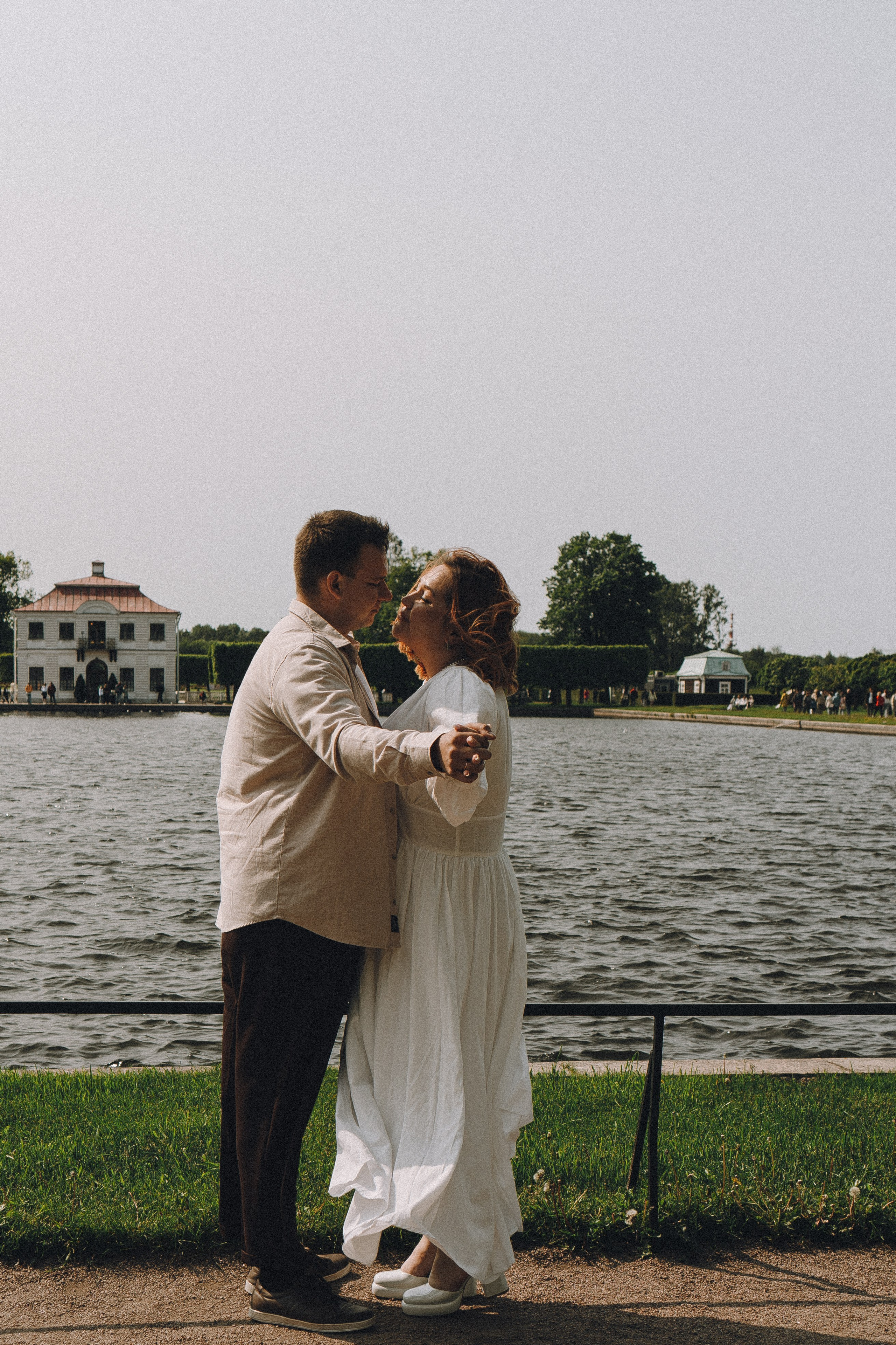 СВАДЕБНАЯ ИСТОРИЯ В ПЕТЕРГОФЕ. Профессиональный фотограф, Санкт-Петербург — Виктория Богомолова