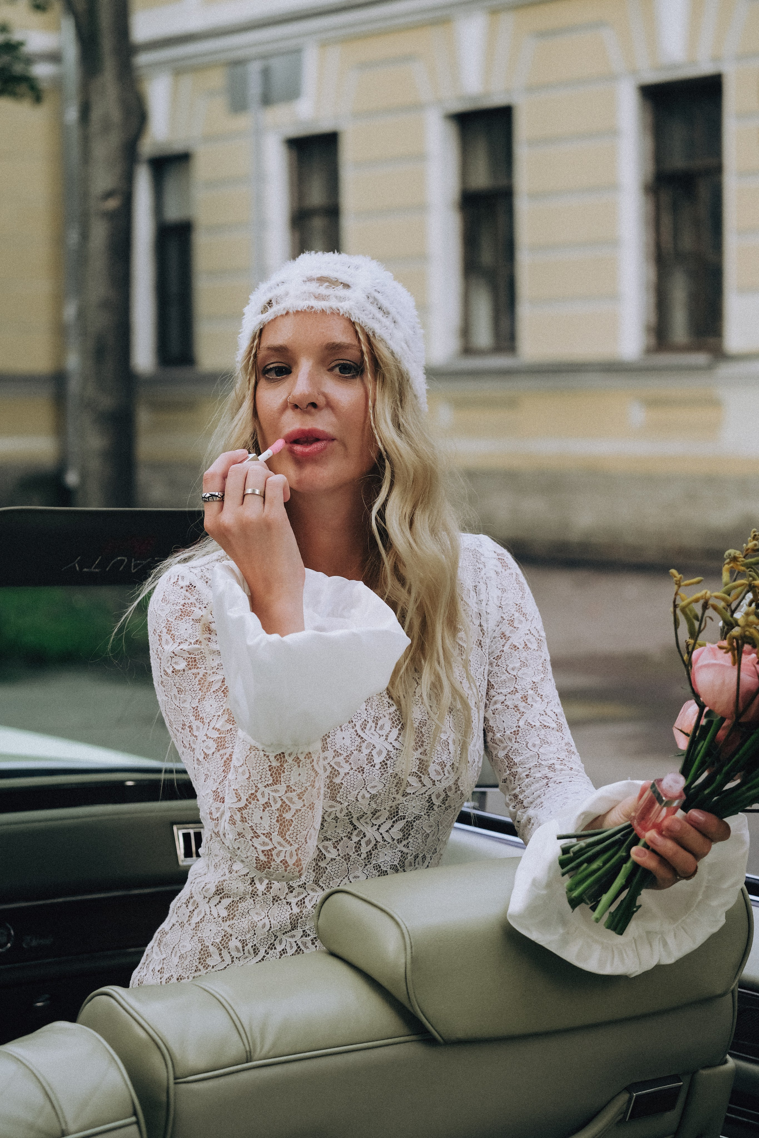 СВАДЕБНАЯ СЬЕМКА С КАБРИОЛЕТОМ В САНТК-ПЕТЕРБУРГЕ НА ПЕТРОГРАДКЕ В ОТЕЛЕ ПАНОРАМИКА. Профессиональный фотограф, Санкт-Петербург — Виктория Богомолова