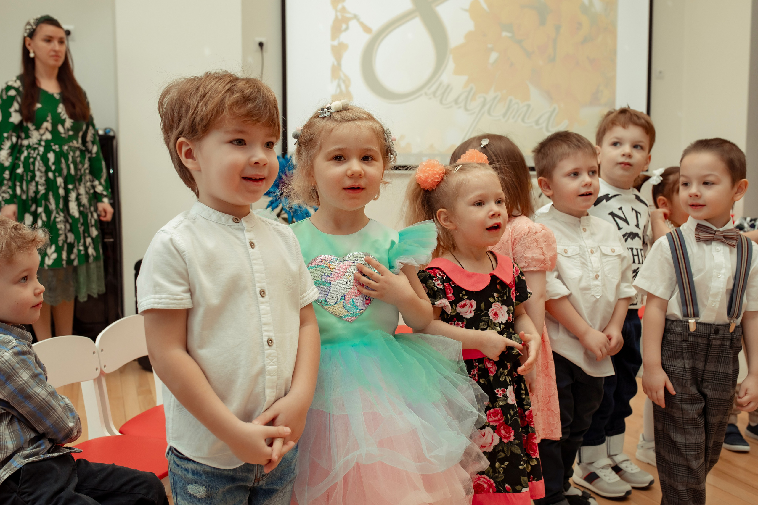 Праздник весны в детском саду. Семейный и детский фотограф в Москве Дорогова Екатерина