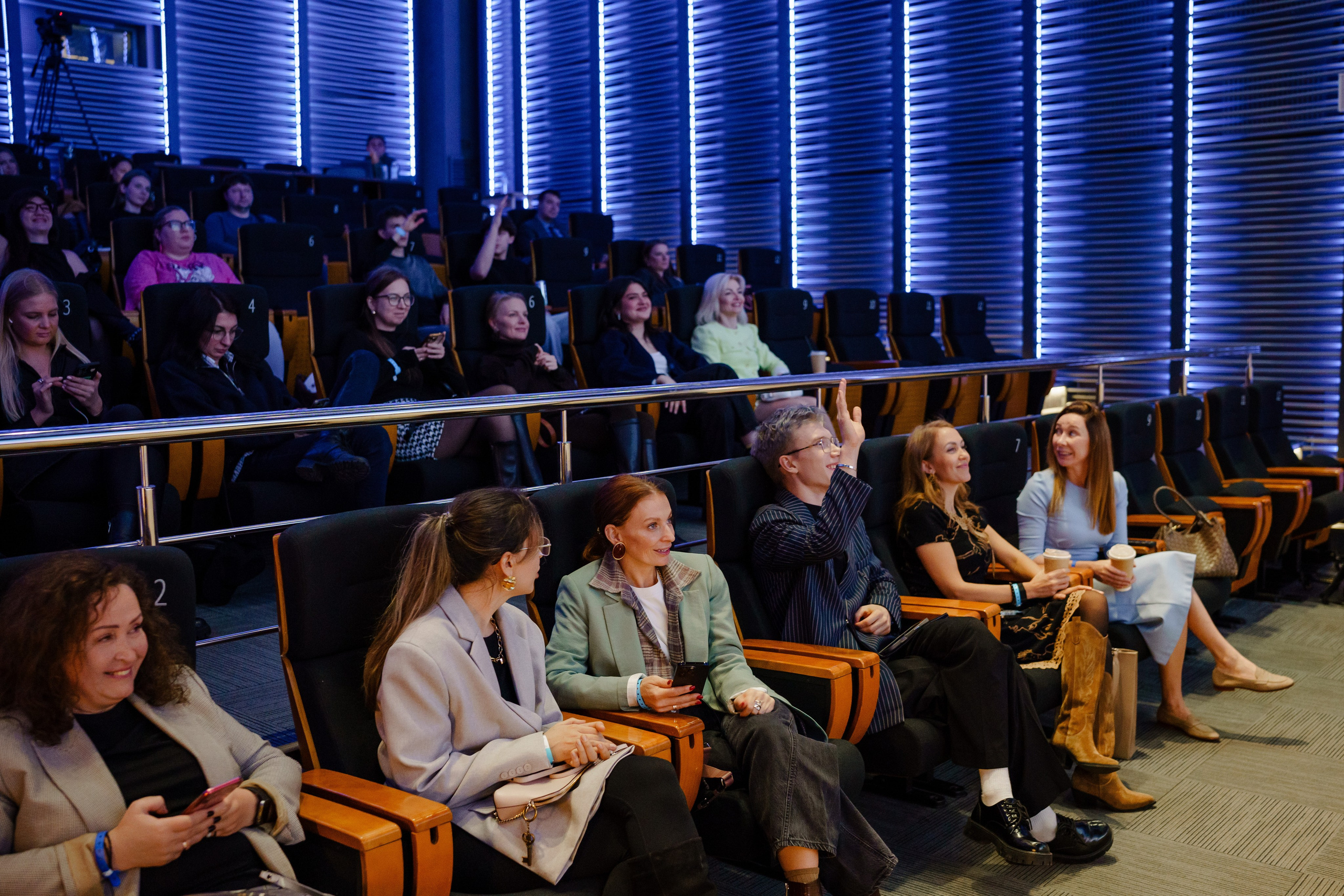 Репортажный фотограф на конференцию в Москве. Репортажный фотограф в Москве Саша Дружинина