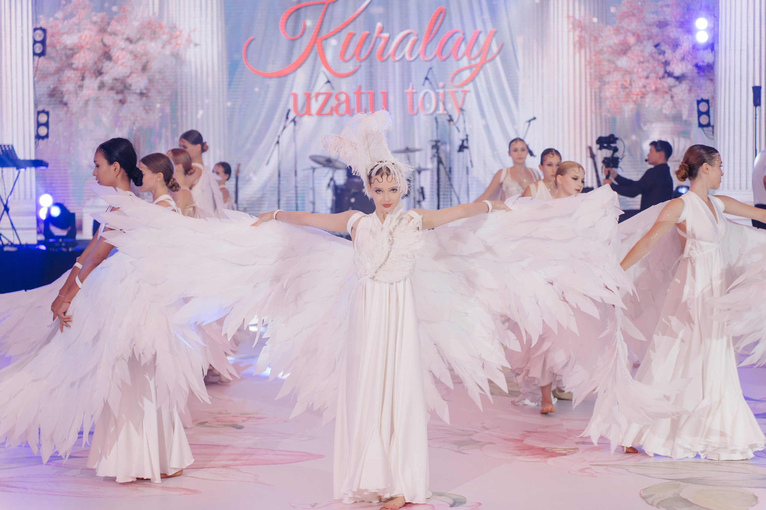 Kuralay Uzatu (Rixos). ___________________________________________________