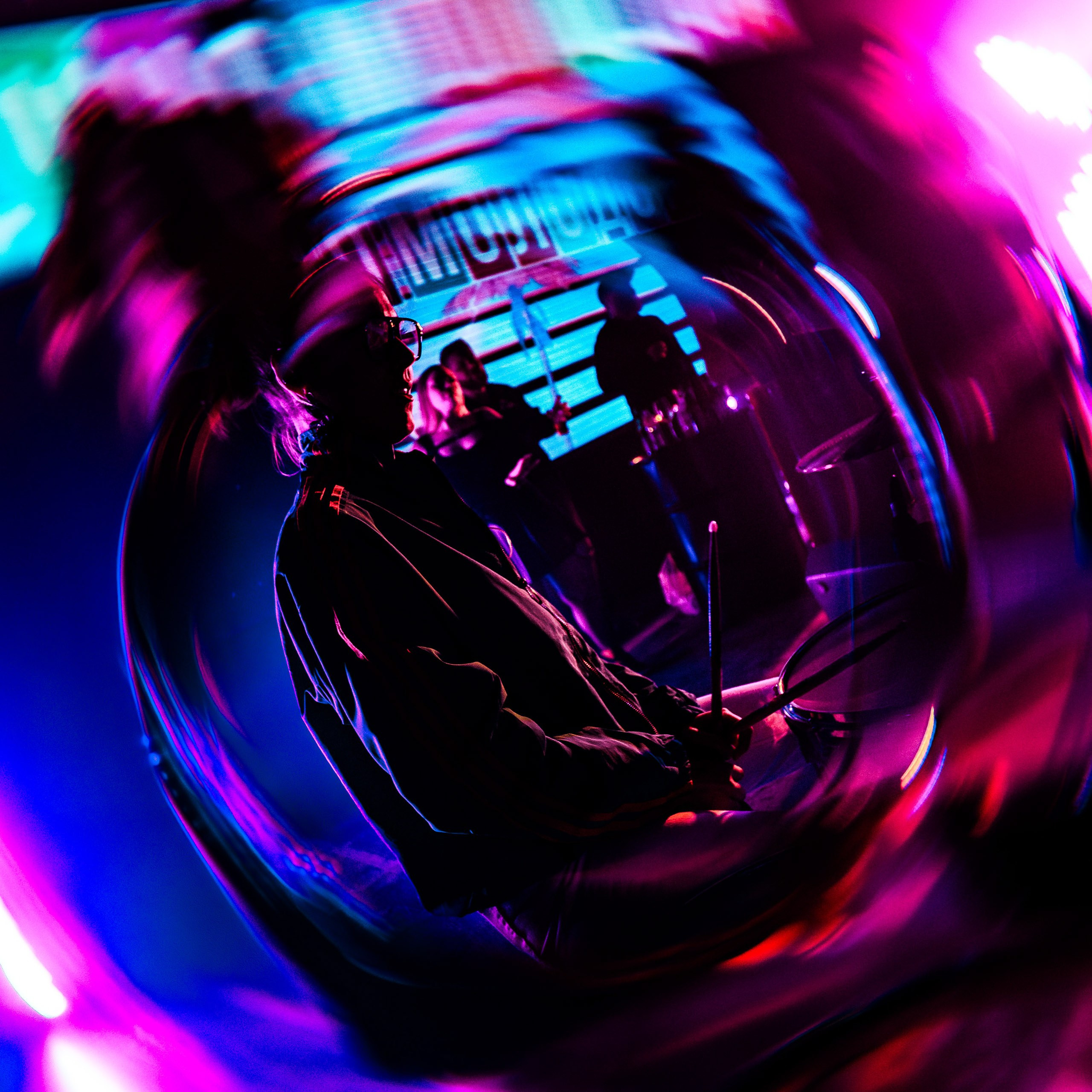 13.04.25 Вечно молодой. Репортажный фотограф Екатеринбург | Яркий, качественный репортаж | Концерты, клубы, репортаж, праздники, корпоративы