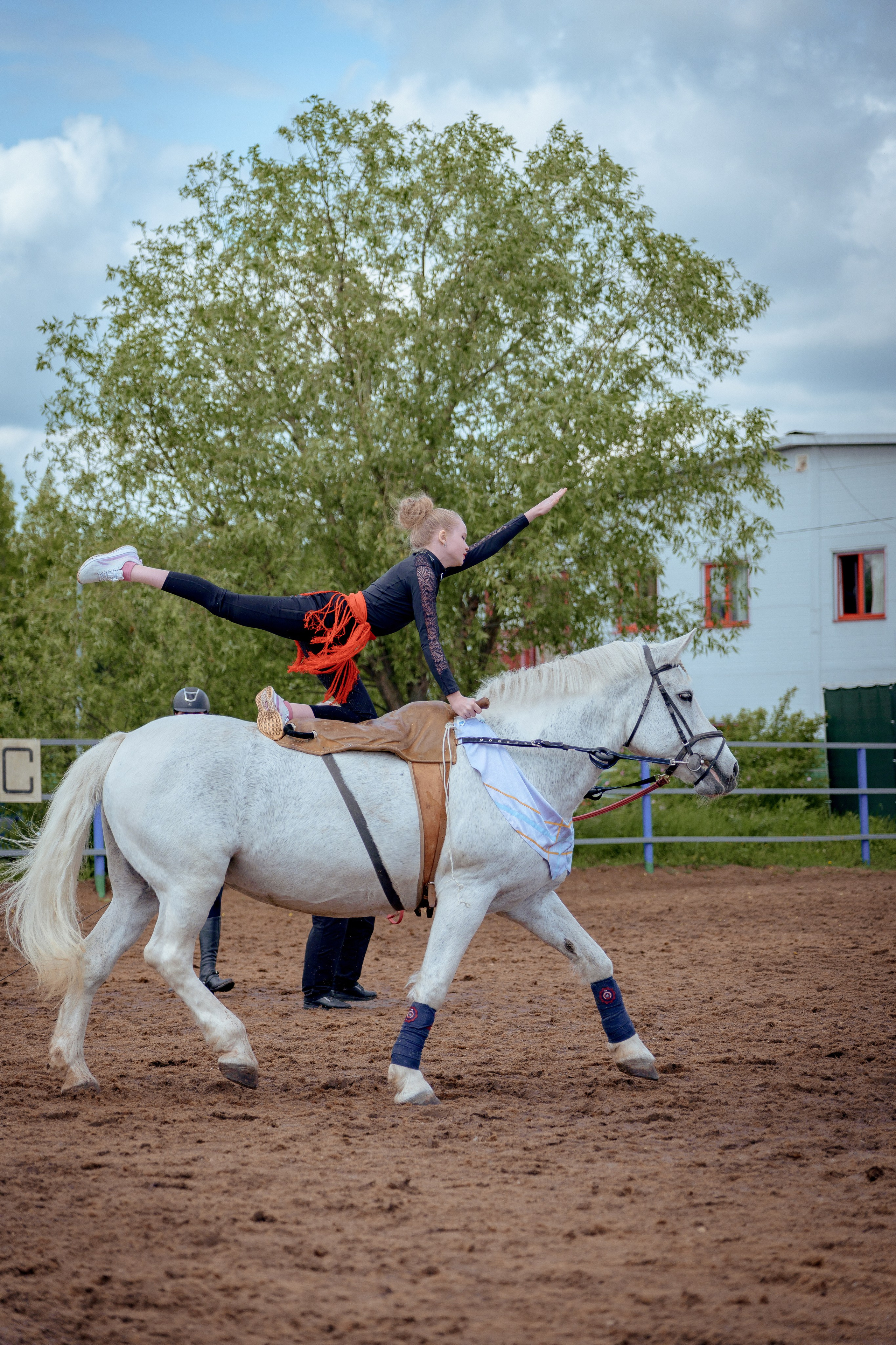 Конный клуб Горки. Портретный и семейный фотограф в Москве/Видное