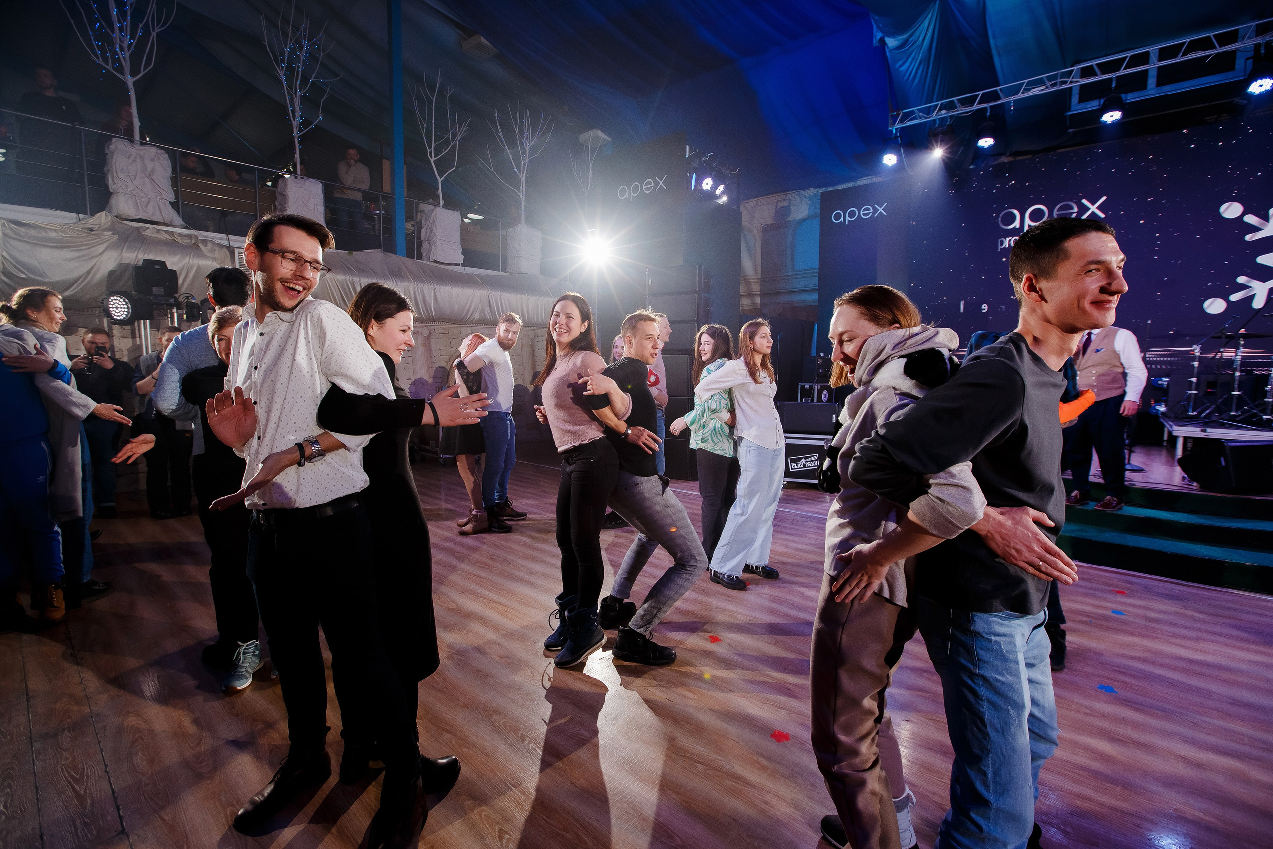 Корпоратив в Тягачева. Фотограф Евгений Меркулов