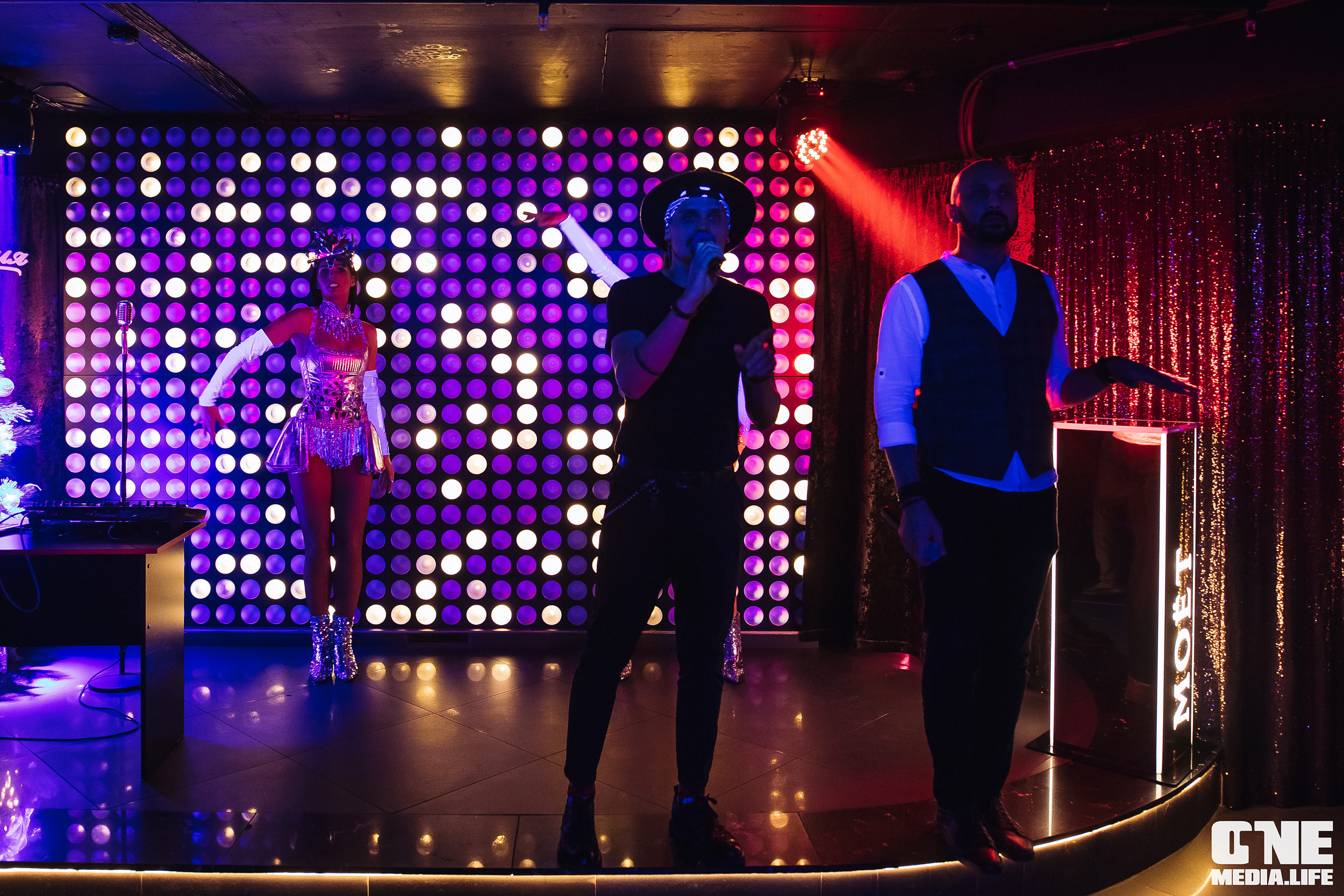 Фоторепортаж из караоке-клуба Эйфория. One Media Life: фоторепортажи, фотоотчеты с мероприятий и заведений