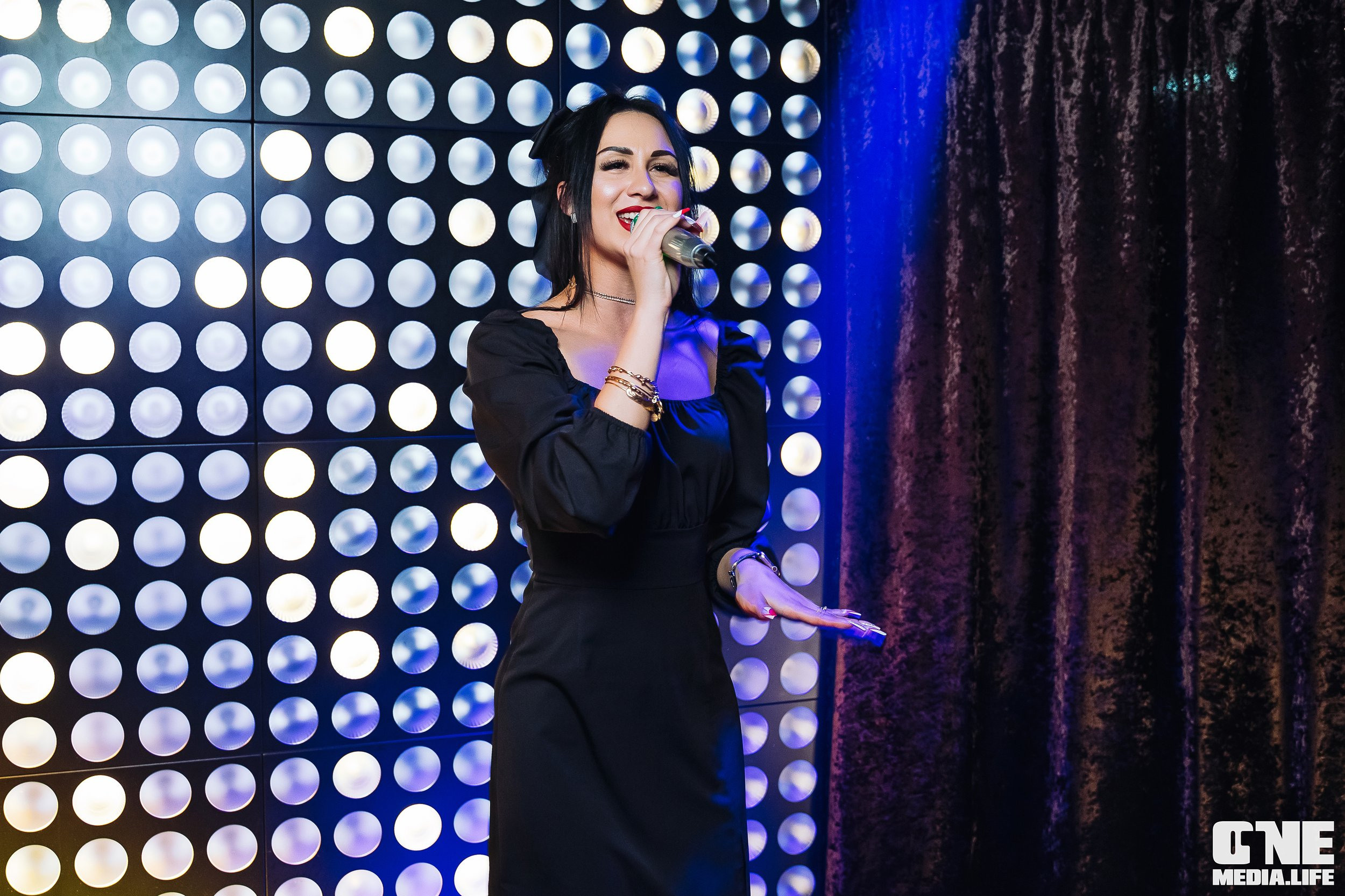 Фоторепортаж из караоке-клуба Эйфория. One Media Life: фоторепортажи, фотоотчеты с мероприятий и заведений