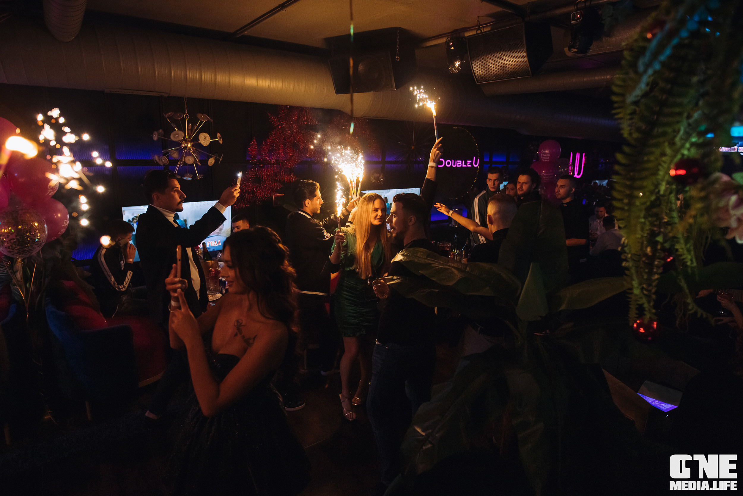 Фоторепортаж из DoubleU. One Media Life: фоторепортажи, фотоотчеты с мероприятий и заведений