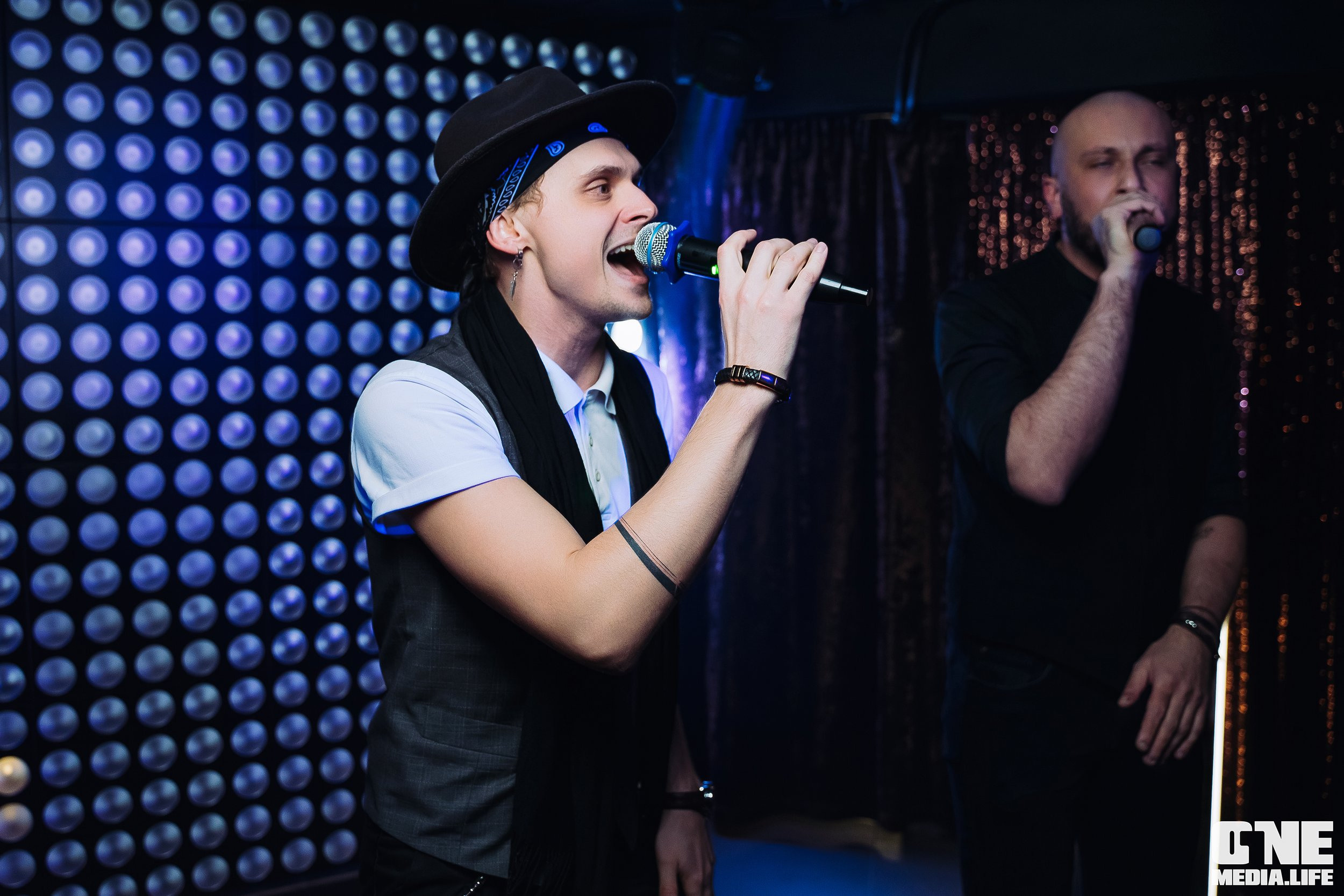 Фоторепортаж из караоке-клуба Эйфория. One Media Life: фоторепортажи, фотоотчеты с мероприятий и заведений