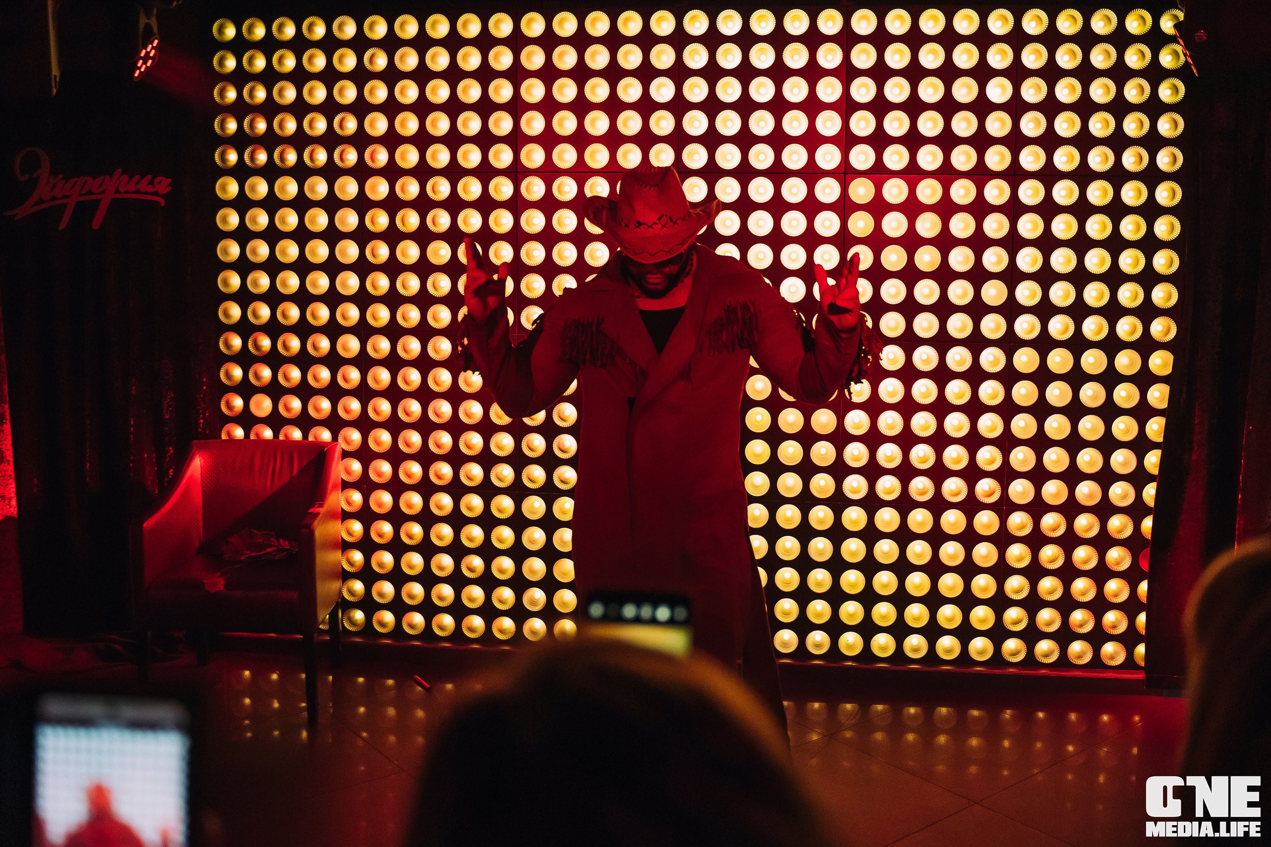 Фоторепортаж из караоке-клуба Эйфория. One Media Life: фоторепортажи, фотоотчеты с мероприятий и заведений