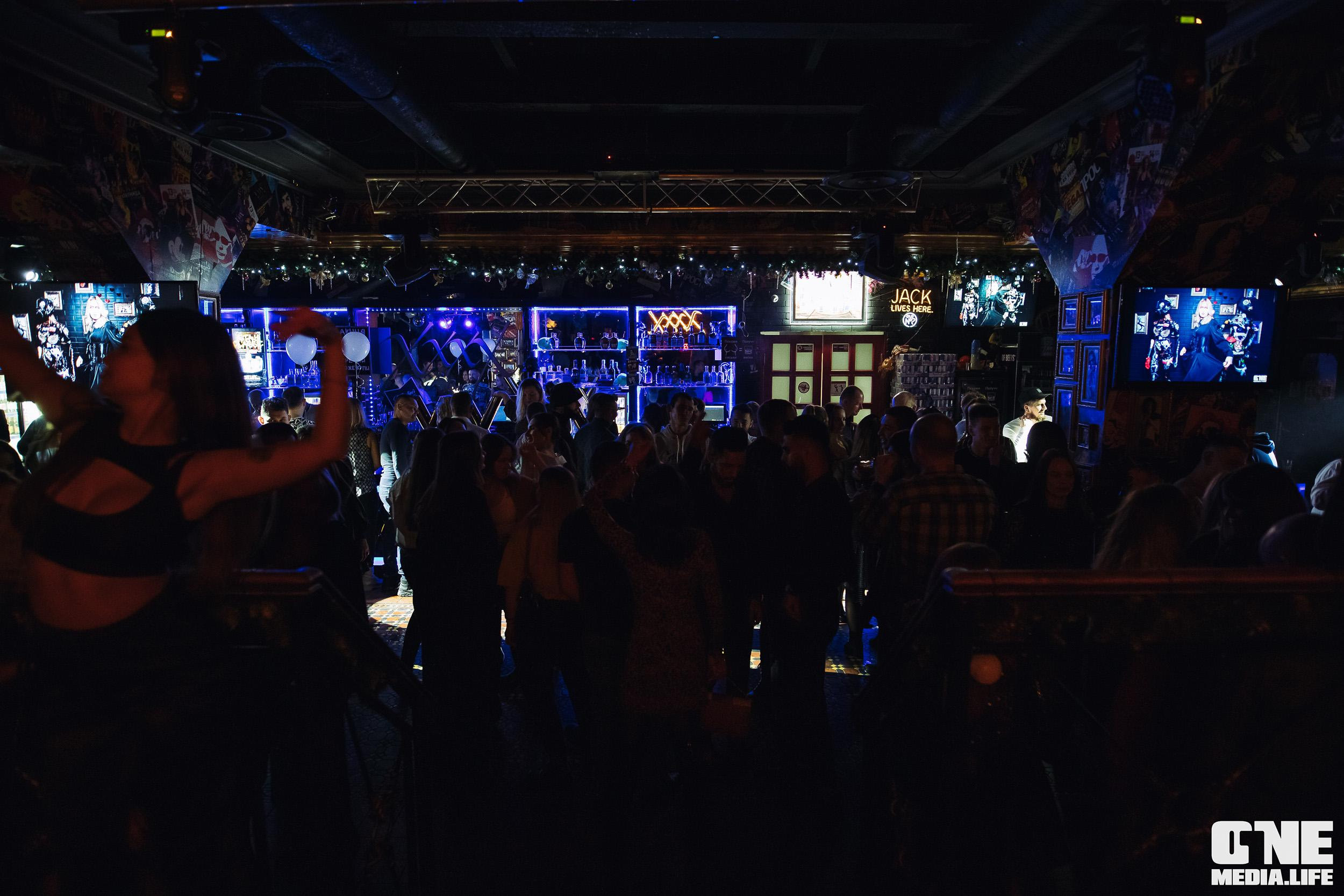 Фоторепортаж из экстрим бара XxxX. One Media Life: фоторепортажи, фотоотчеты с мероприятий и заведений