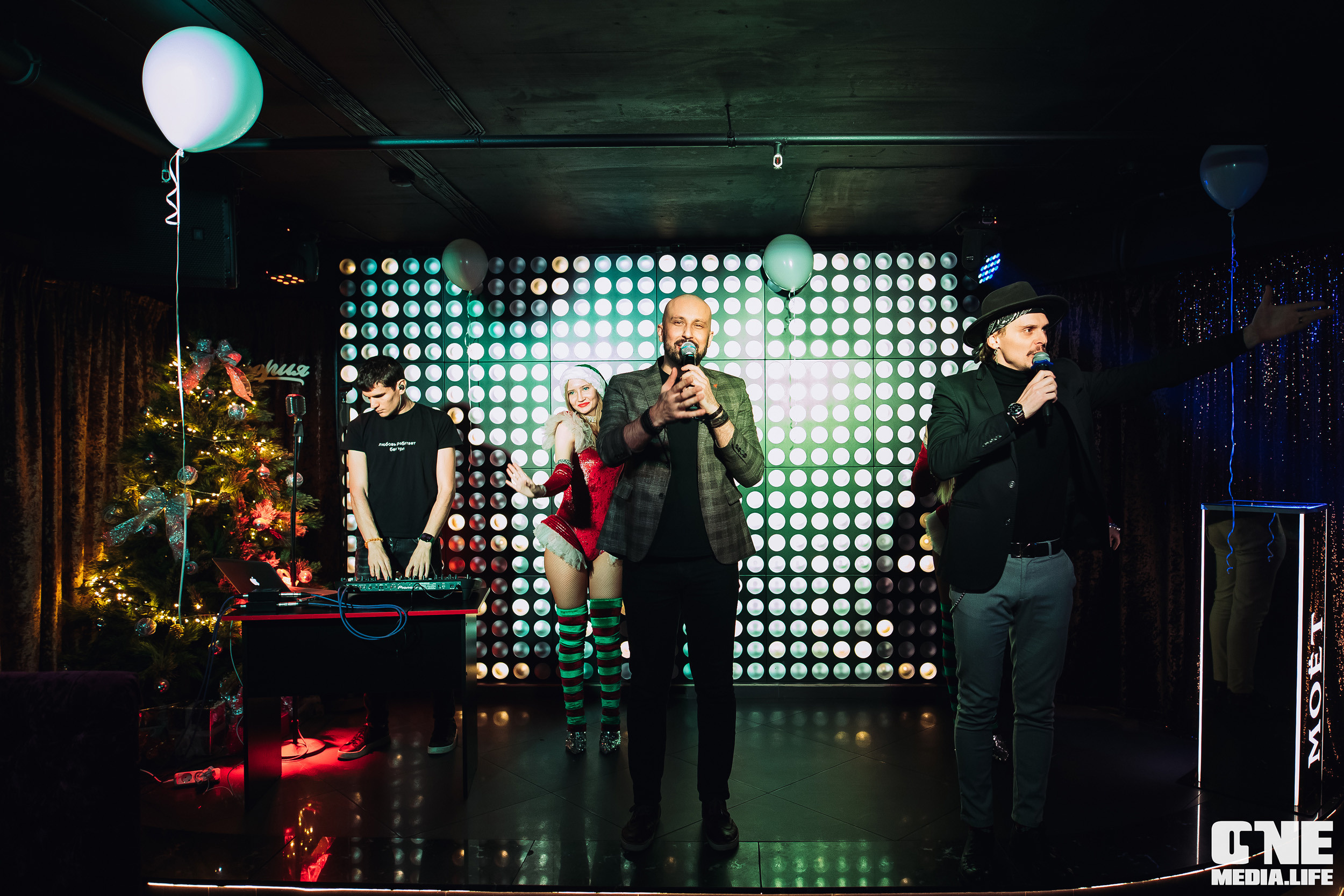 Фоторепортаж из караоке-клуба Эйфория. One Media Life: фоторепортажи, фотоотчеты с мероприятий и заведений