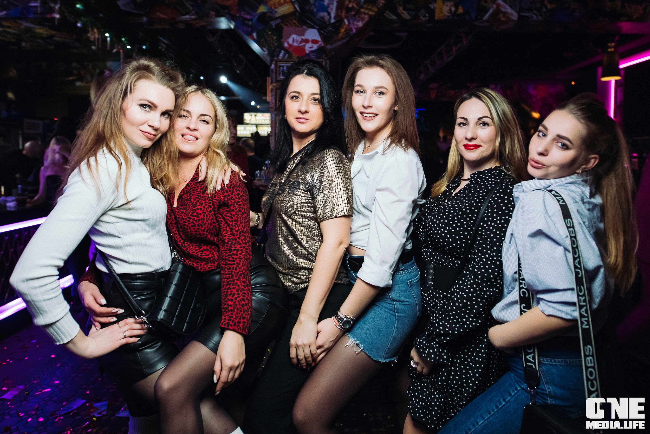 Фоторепортаж из бара XxxX. One Media Life: фоторепортажи, фотоотчеты с мероприятий и заведений