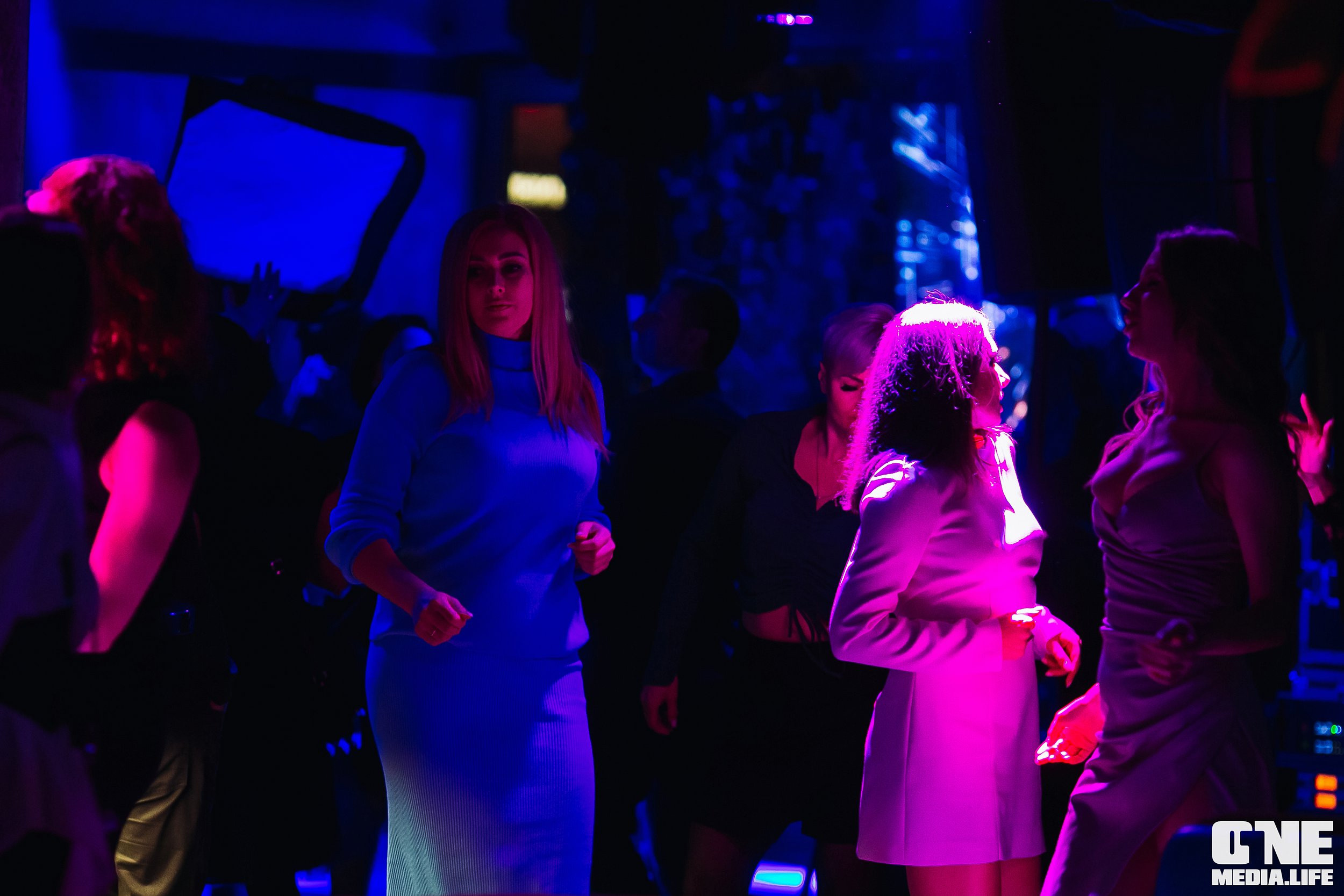 Клубный концерт: группа «ГРОМЧЕ» в The Gallery. One Media Life: фоторепортажи, фотоотчеты с мероприятий и заведений