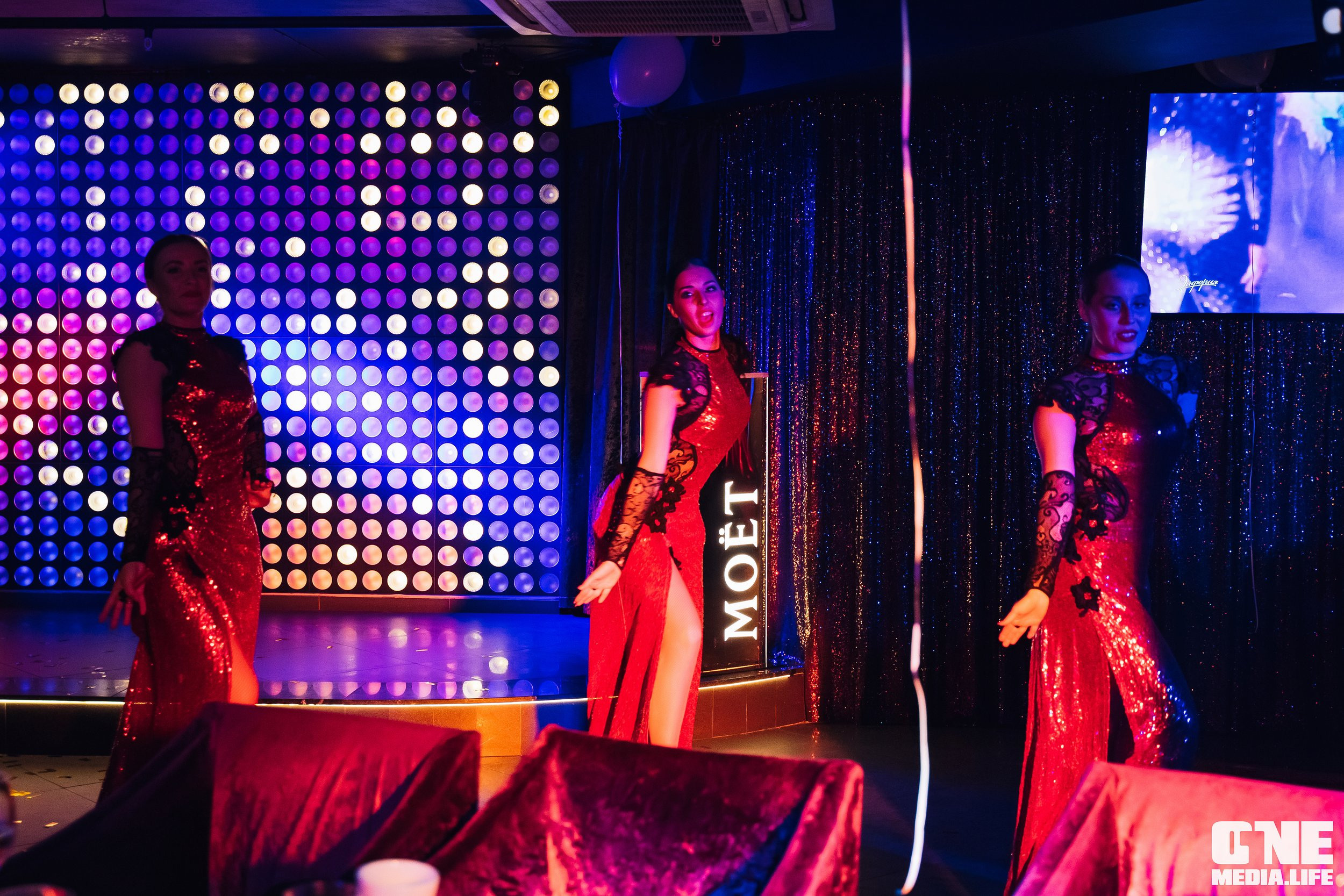 Фоторепортаж из караоке-клуба Эйфория. One Media Life: фоторепортажи, фотоотчеты с мероприятий и заведений