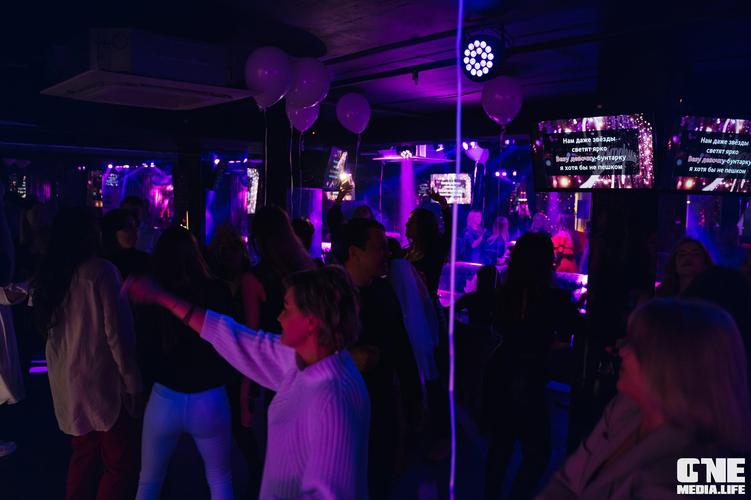 Фоторепортаж из караоке-клуба Эйфория. One Media Life: фоторепортажи, фотоотчеты с мероприятий и заведений