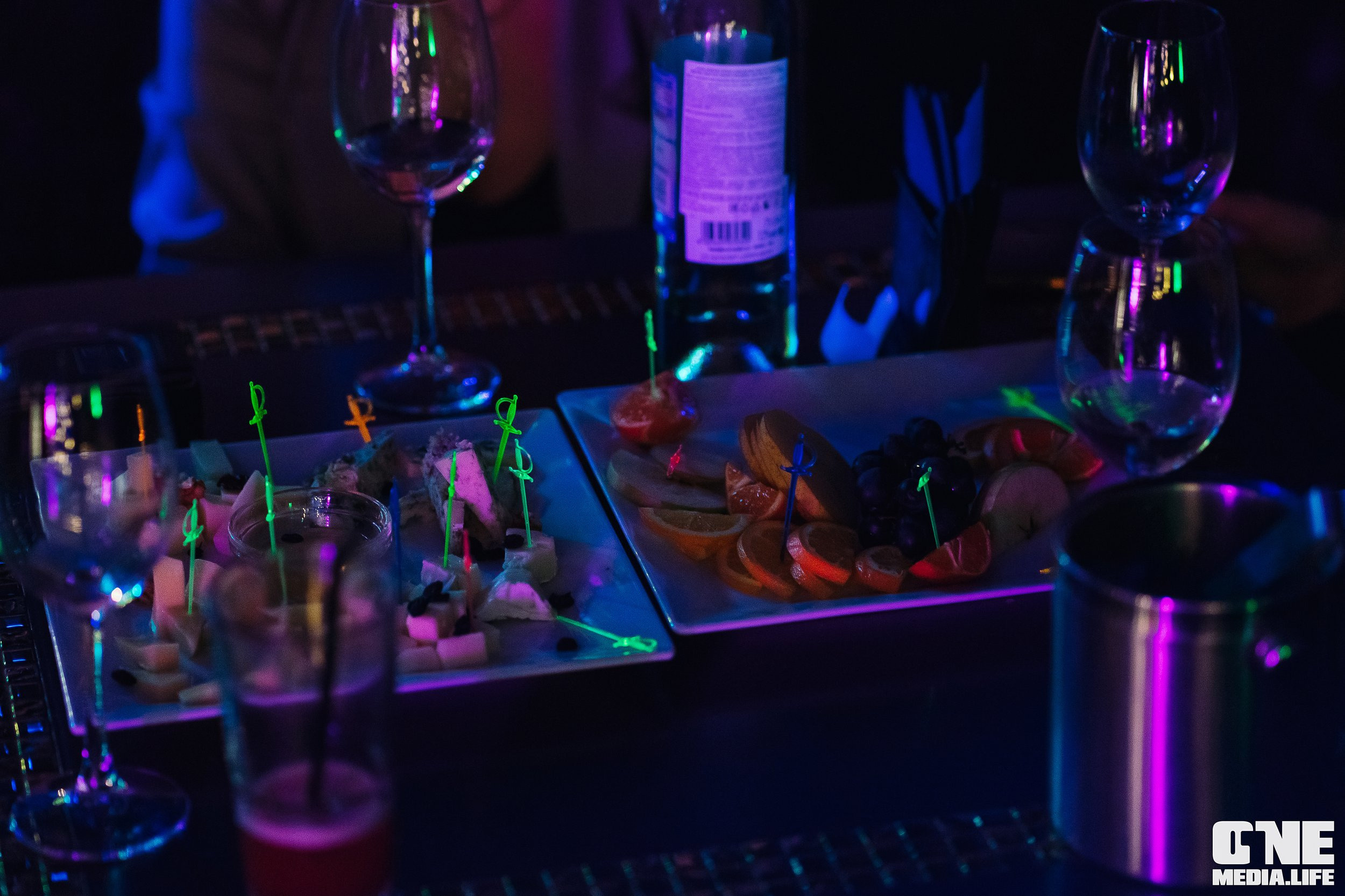 Фоторепортаж из караоке-клуба Эйфория. One Media Life: фоторепортажи, фотоотчеты с мероприятий и заведений