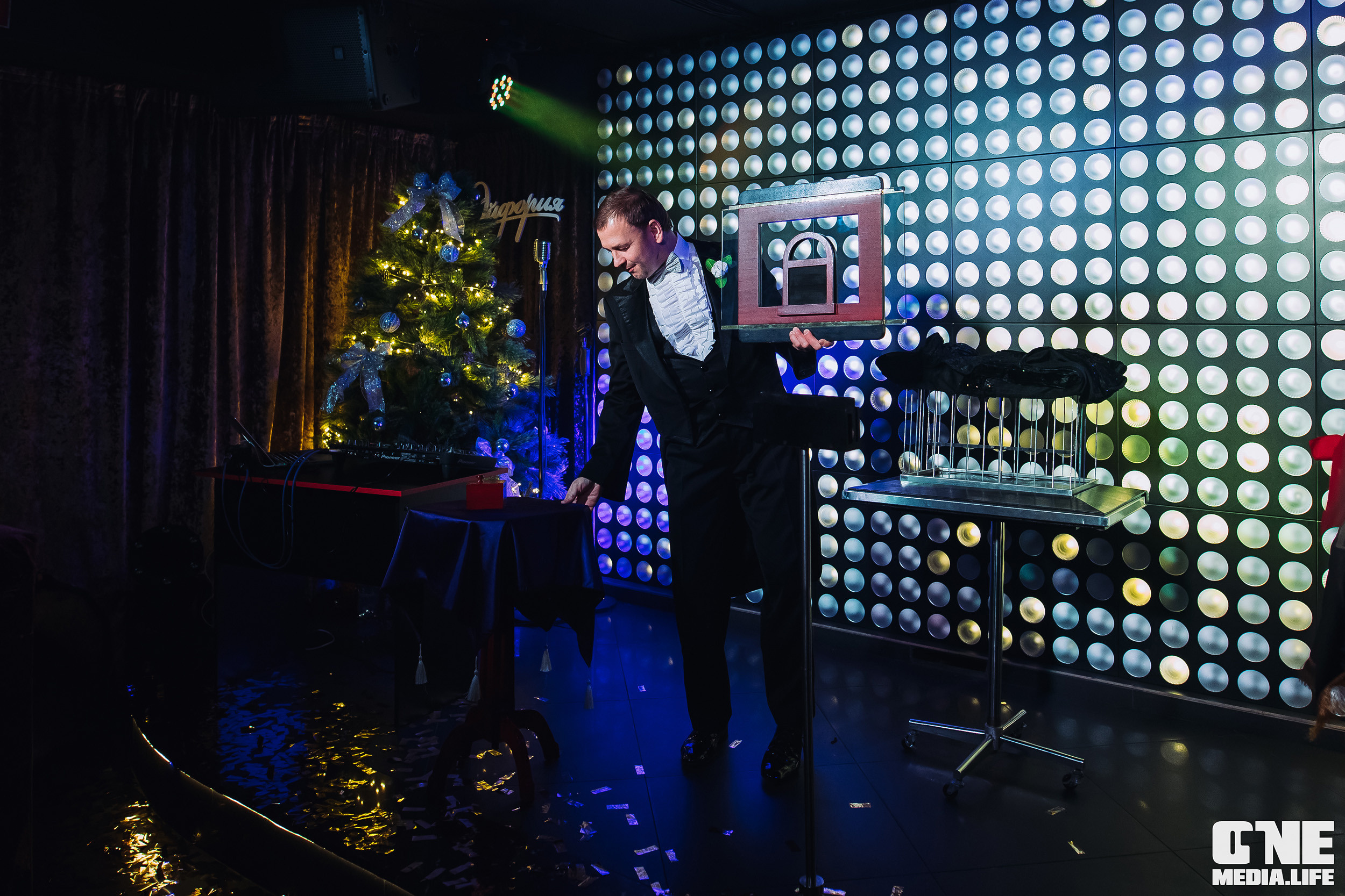 Фоторепортаж из караоке-клуба Эйфория. One Media Life: фоторепортажи, фотоотчеты с мероприятий и заведений