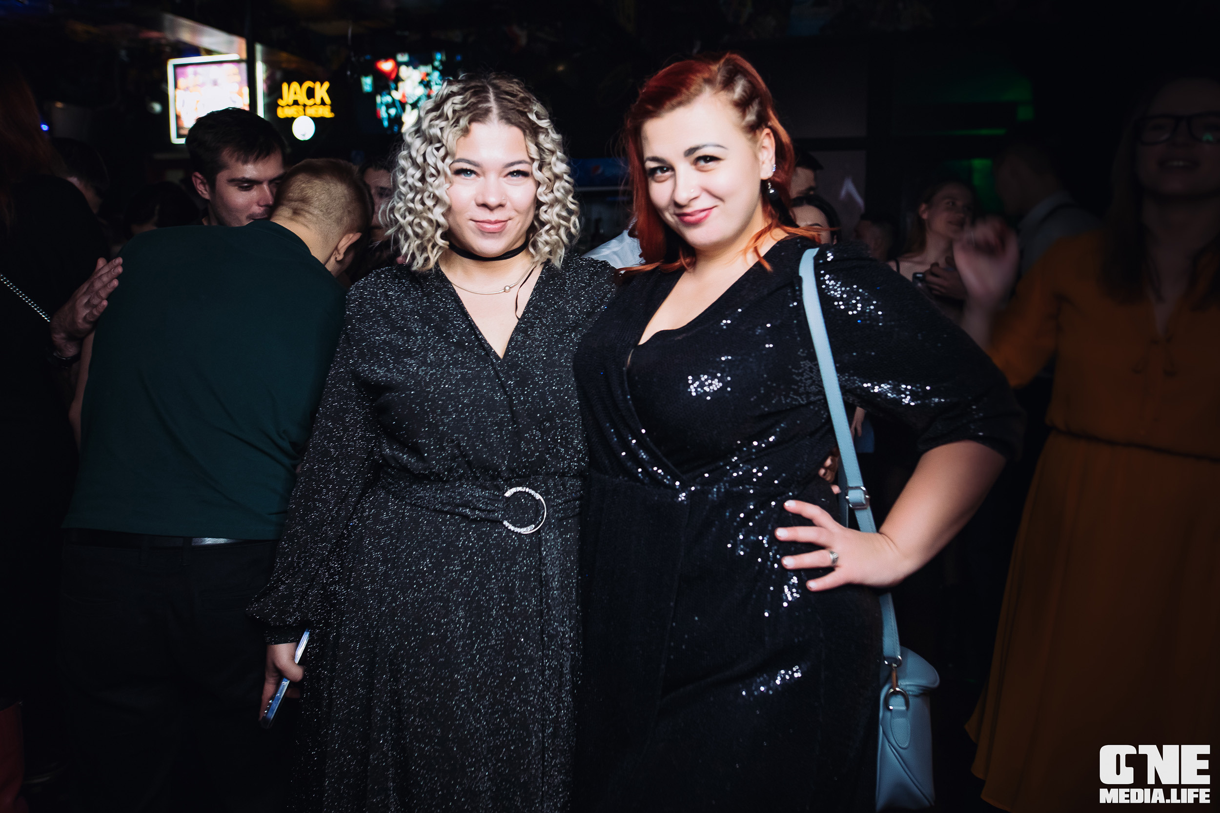 Фоторепортаж из экстрим бара XxxX. One Media Life: фоторепортажи, фотоотчеты с мероприятий и заведений