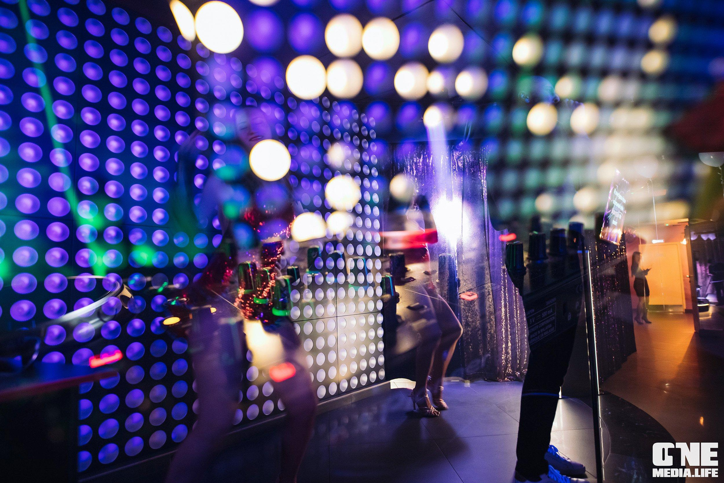 Фоторепортаж из караоке-клубе Эйфория. One Media Life: фоторепортажи, фотоотчеты с мероприятий и заведений