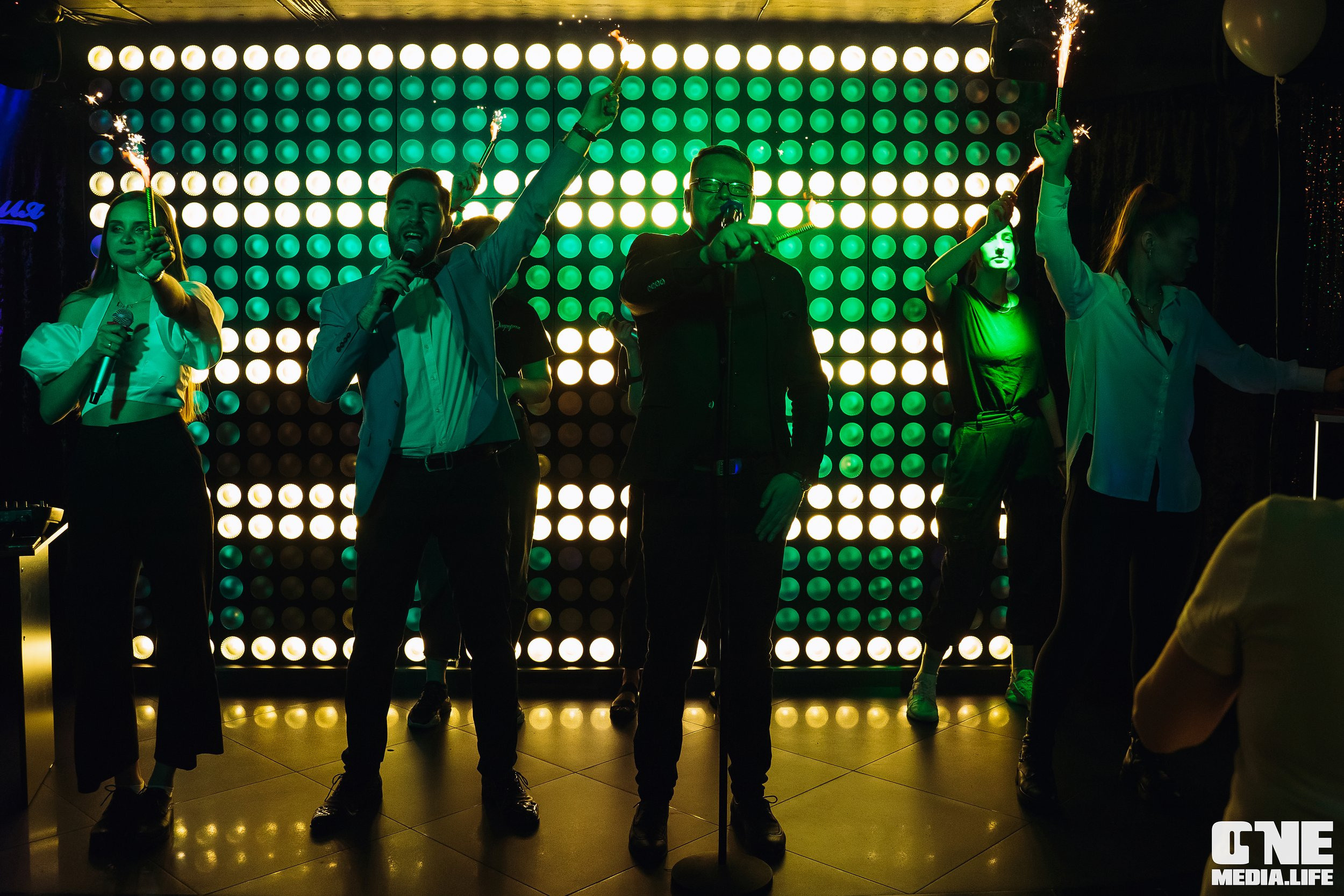 Фоторепортаж из караоке-клуба Эйфория. One Media Life: фоторепортажи, фотоотчеты с мероприятий и заведений