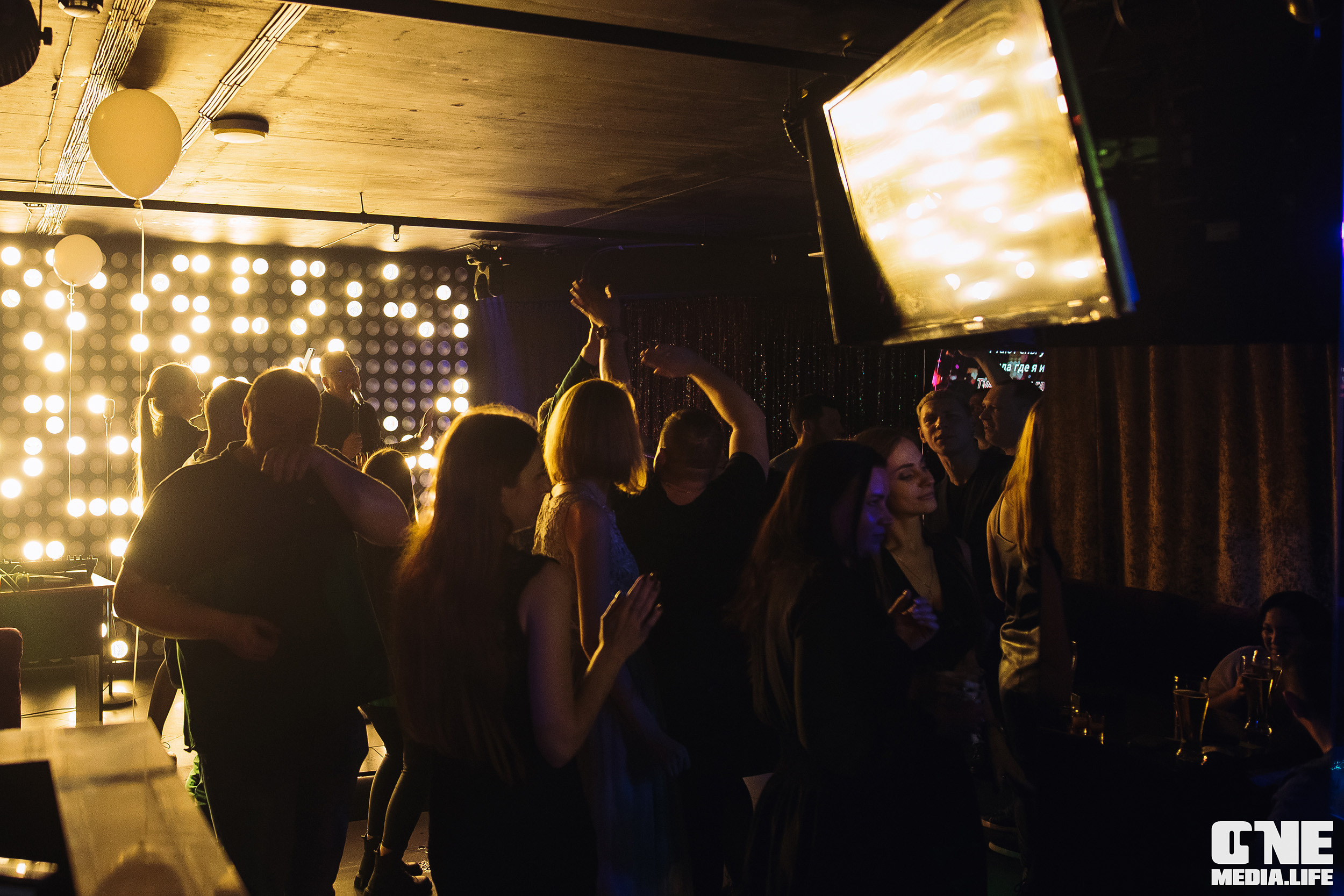 Фоторепортаж из караоке-клуба Эйфория. One Media Life: фоторепортажи, фотоотчеты с мероприятий и заведений